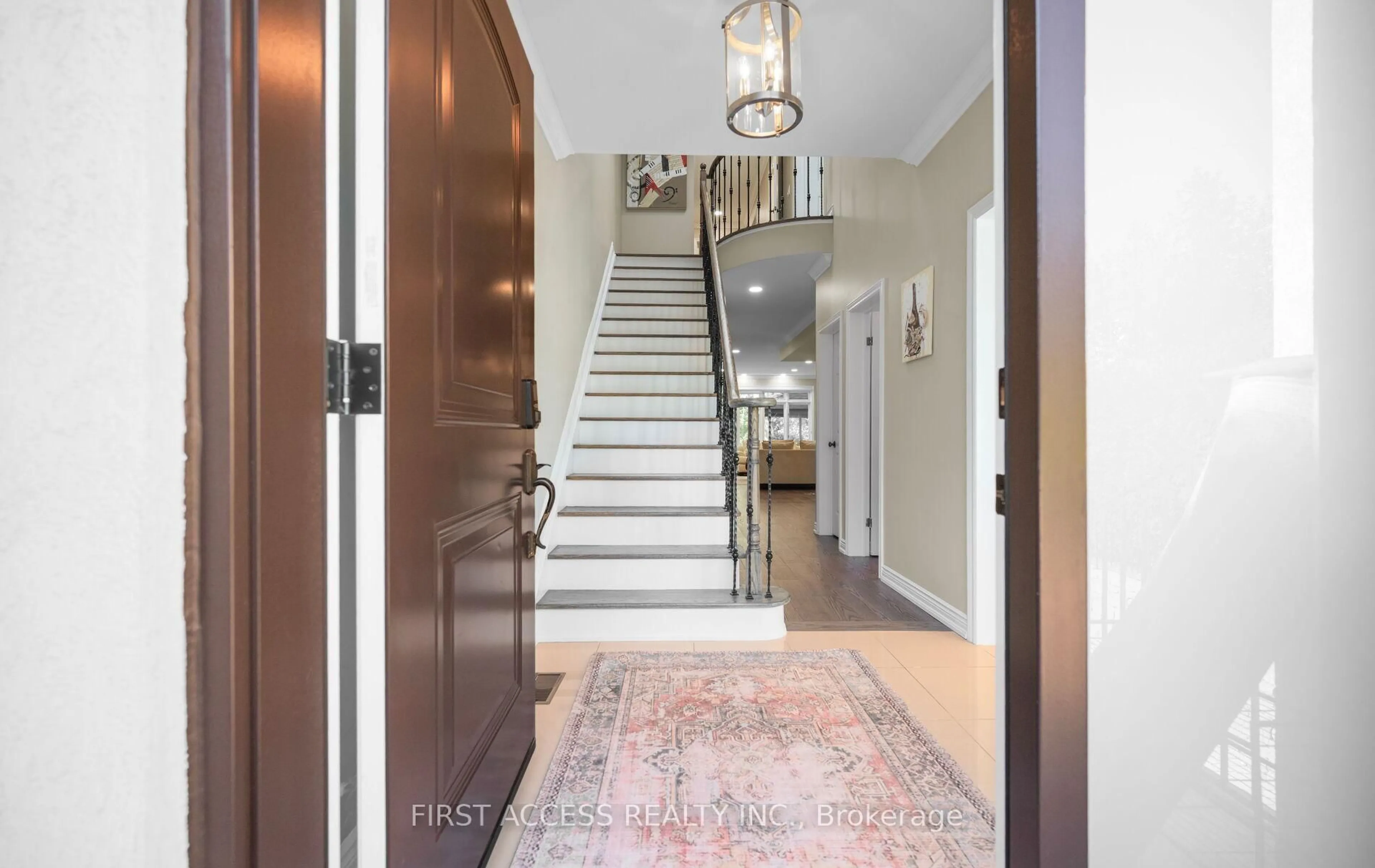 Indoor entryway for 64 Hillside Dr, Toronto Ontario M4K 2M2
