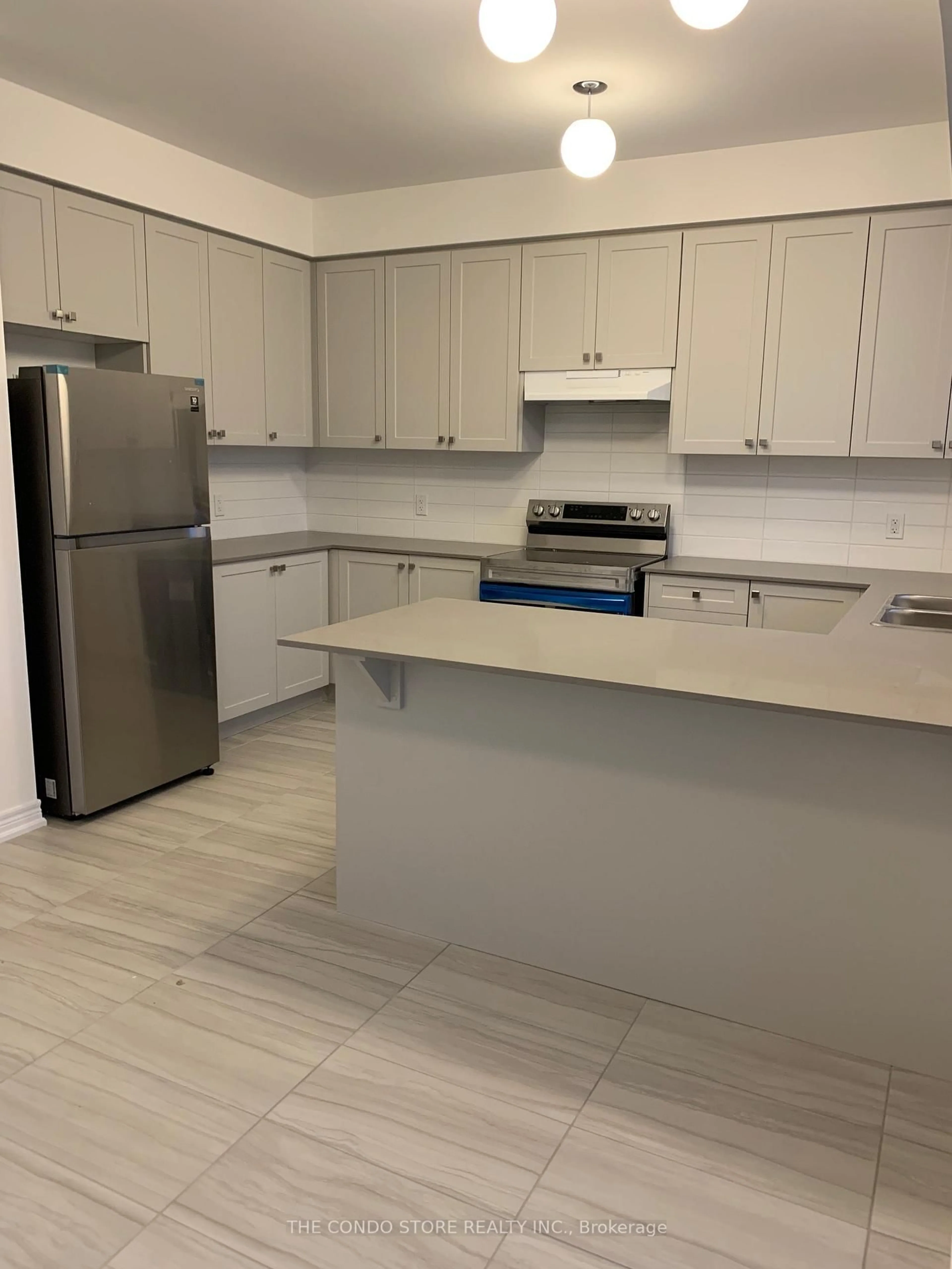 Unknown for 16 Dockside Way, Whitby Ontario L1N 0M6