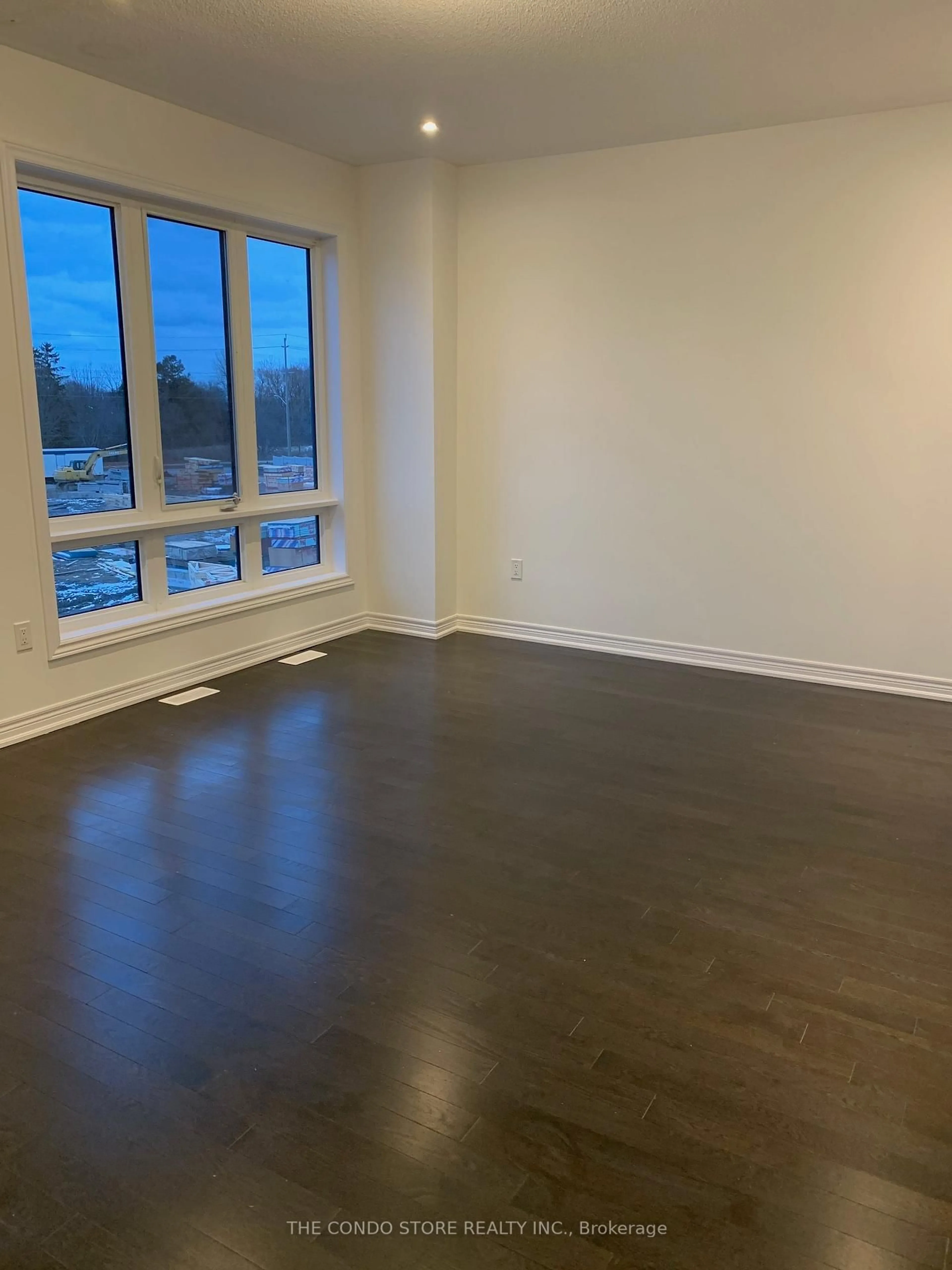 Unknown for 16 Dockside Way, Whitby Ontario L1N 0M6