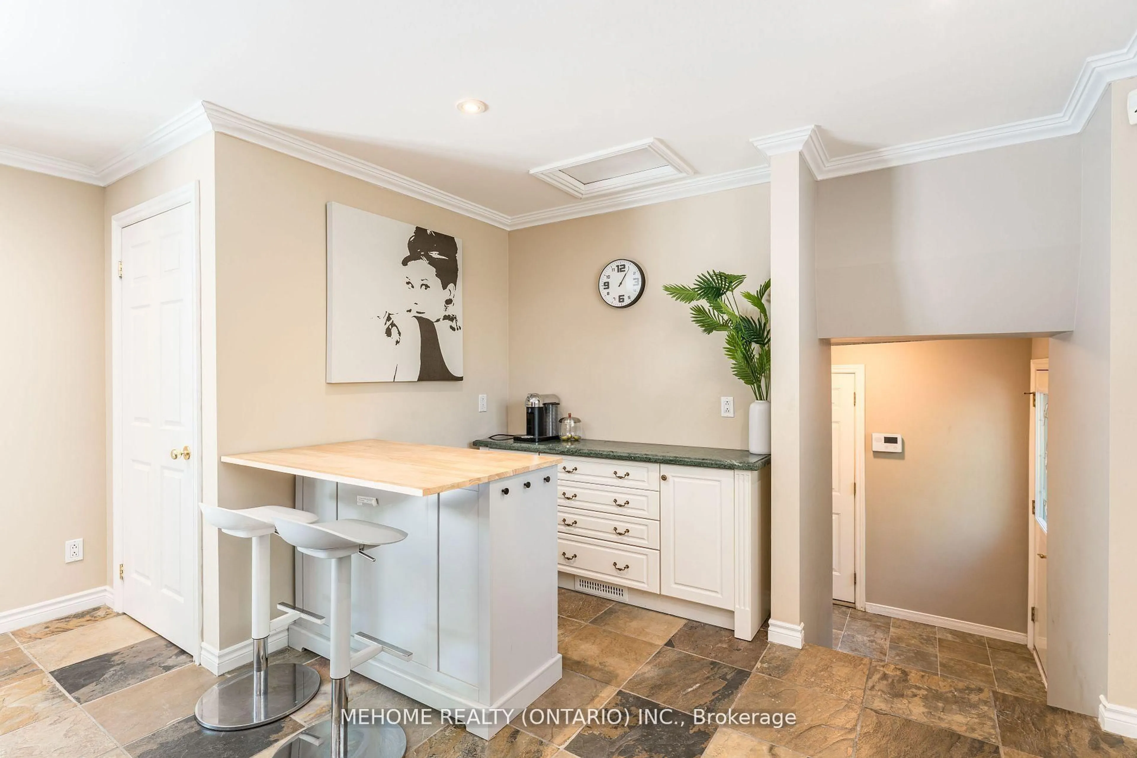 Contemporary kitchen, unknown for 16 Abbottswood Rd, Toronto Ontario M1P 3P1