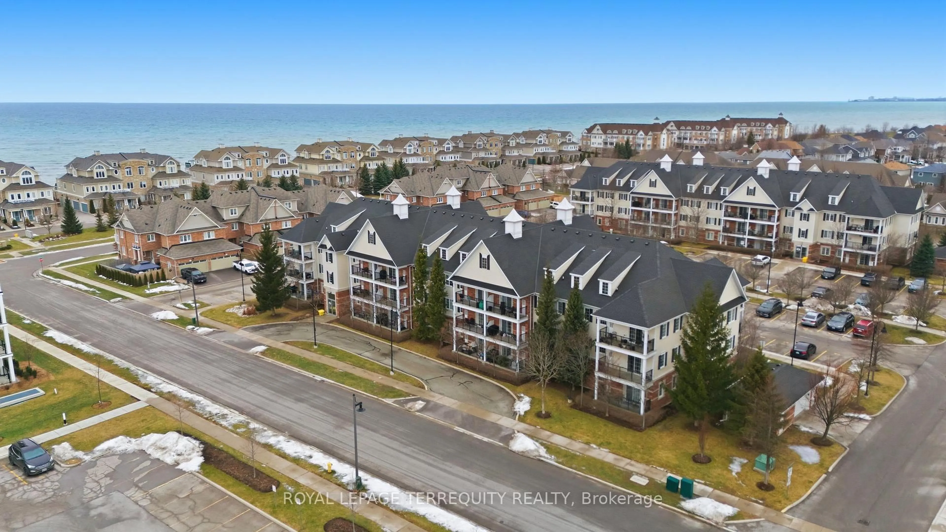 A pic from outside/outdoor area/front of a property/back of a property/a pic from drone, water/lake/river/ocean view for 55 Shipway Ave #305, Clarington Ontario L1B 0B6