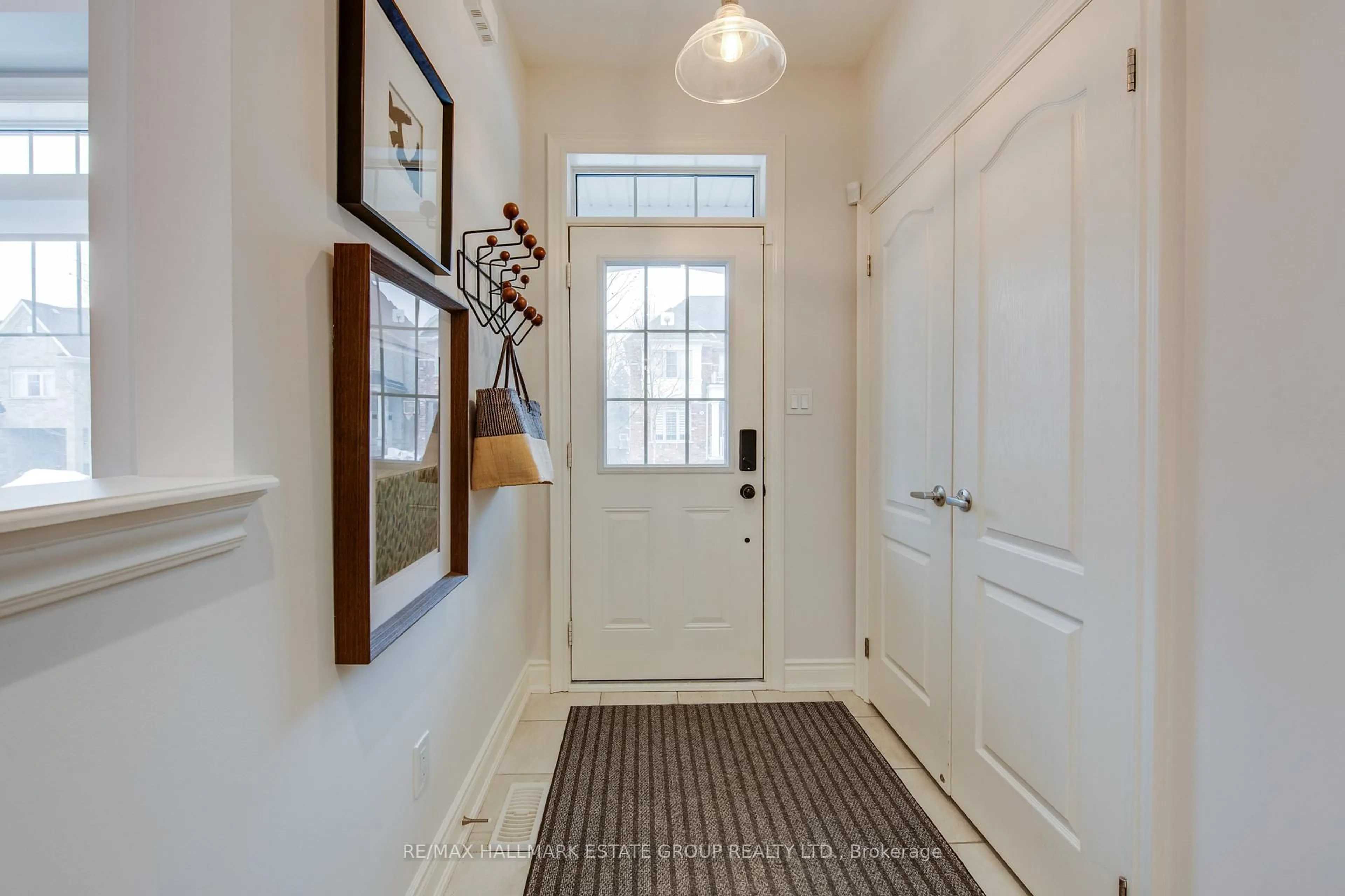 Indoor entryway for 17 Culloden Crt, Toronto Ontario M1C 0E9
