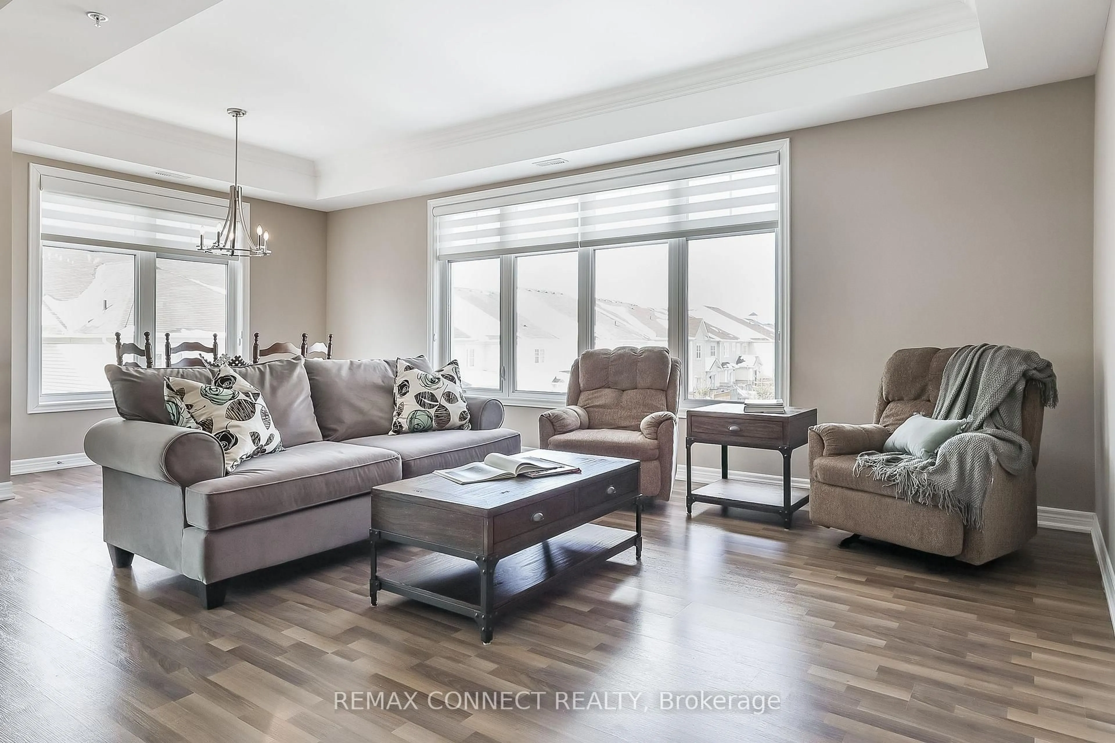 Living room with furniture, unknown for 650 Gordon St #314, Whitby Ontario L1N 0C1