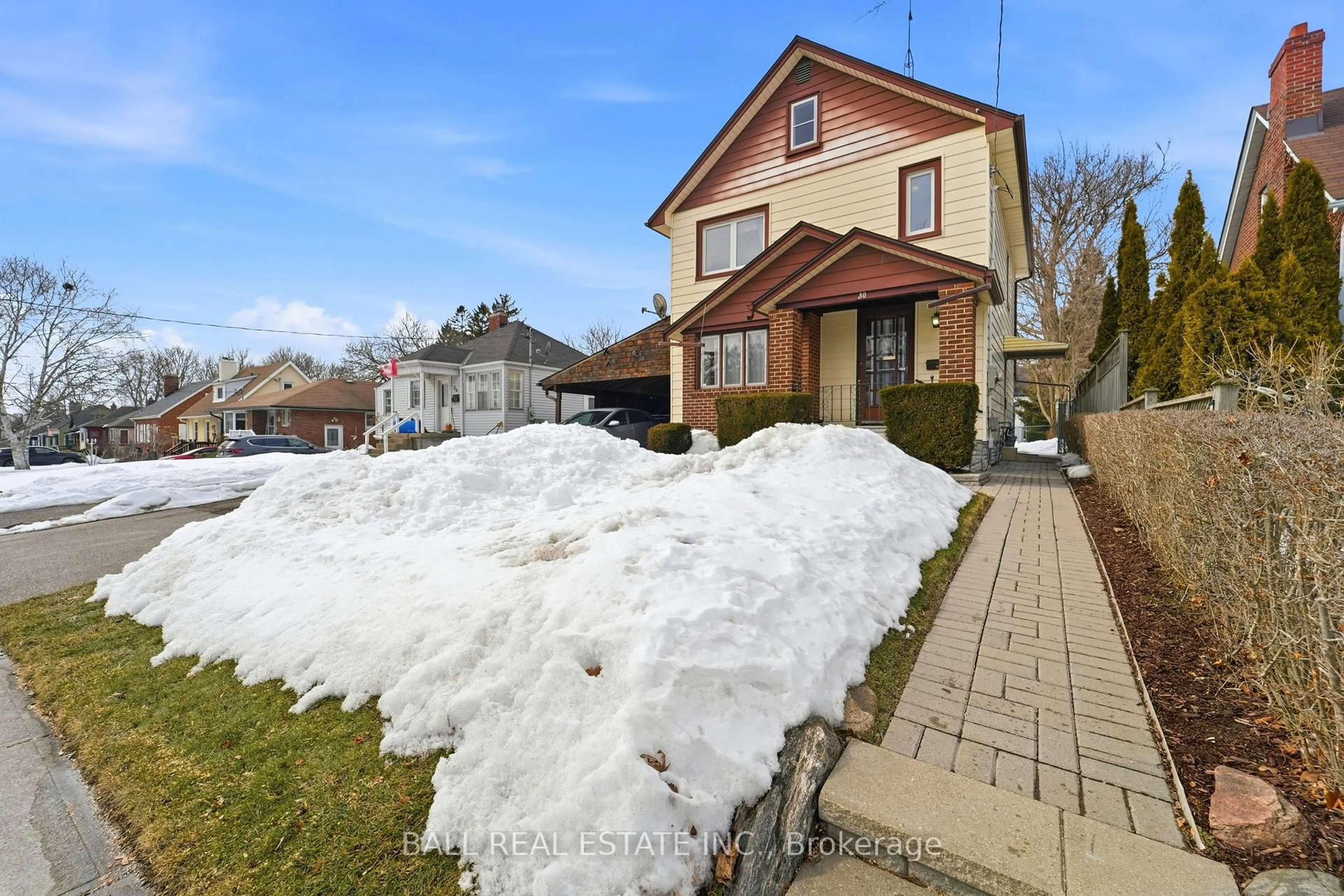 Unknown for 30 Thomas St, Oshawa Ontario L1H 3W5