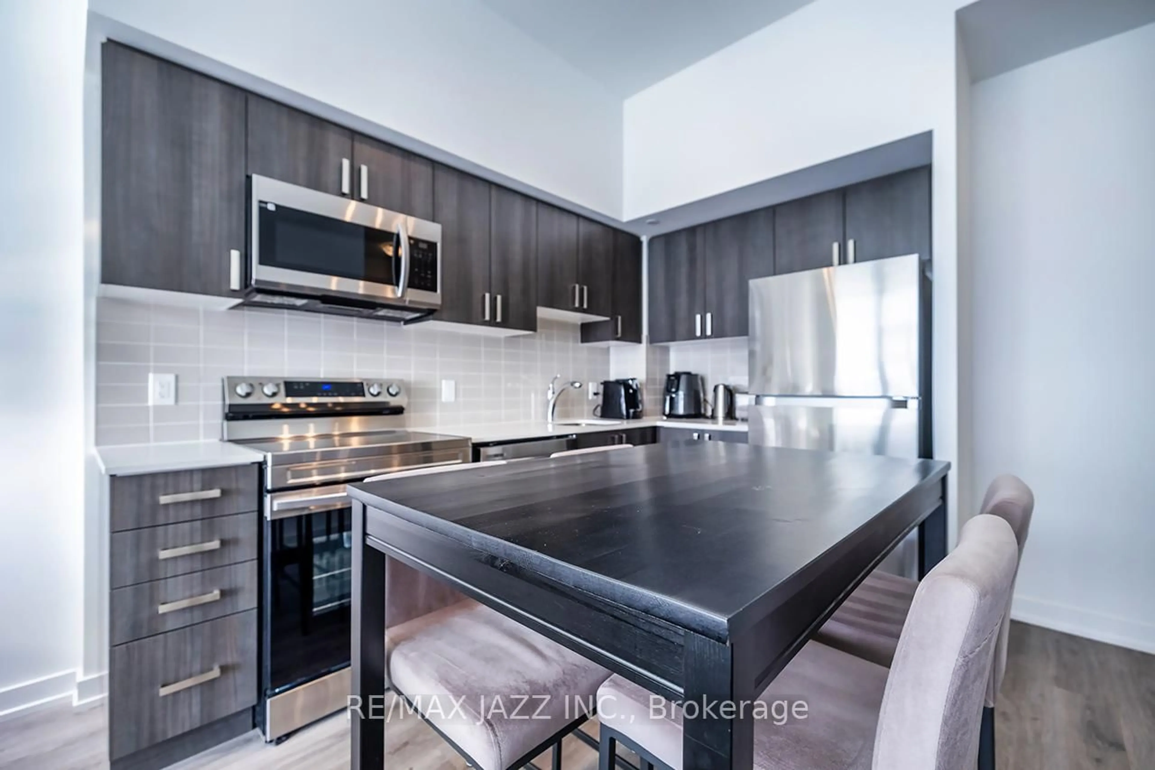 Open concept kitchen, unknown for 1480 Bayly St #1703, Pickering Ontario L1W 0C2