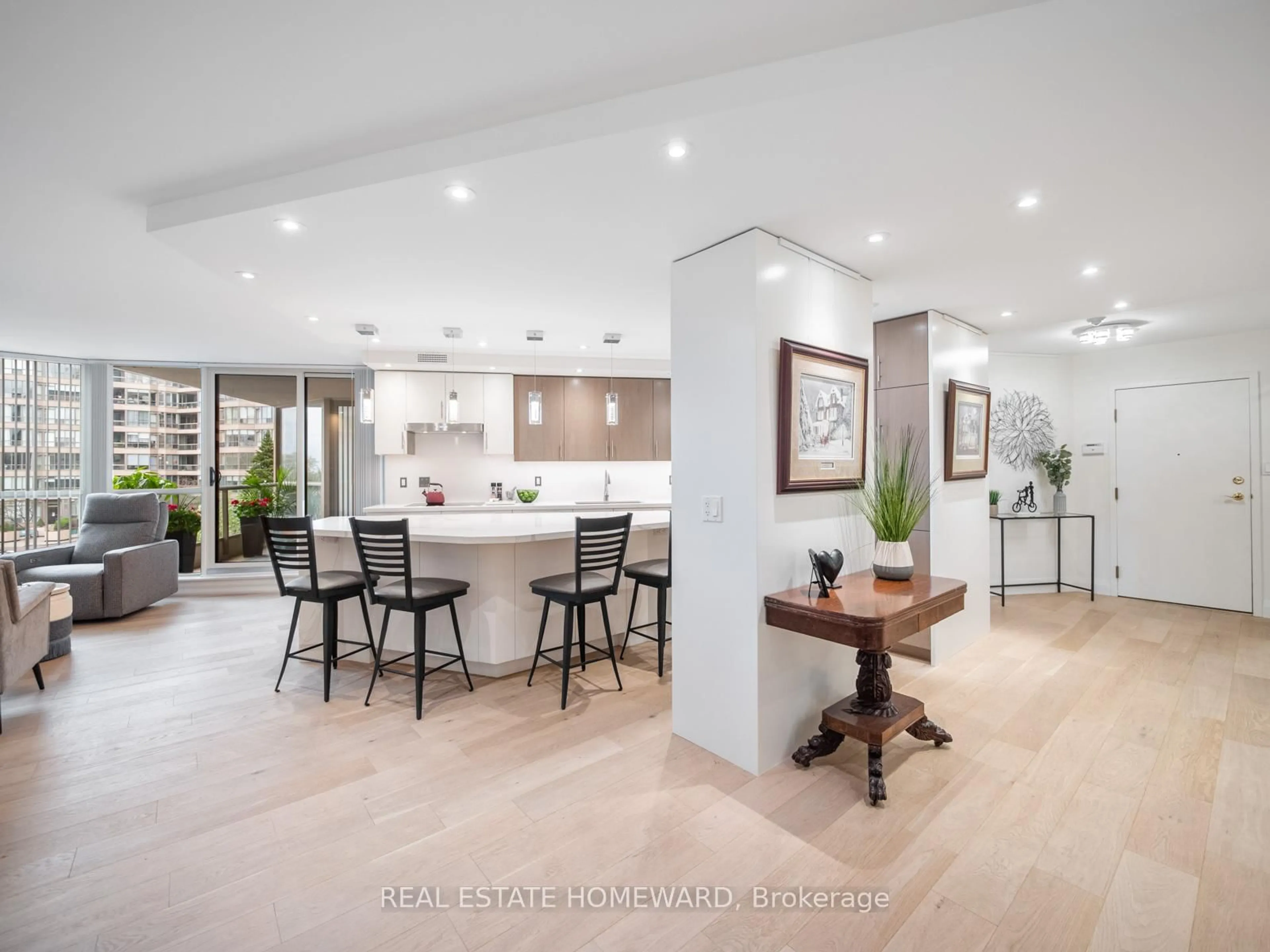 Open concept kitchen, unknown for 20 Guildwood Pkwy #311, Toronto Ontario M1E 5B6