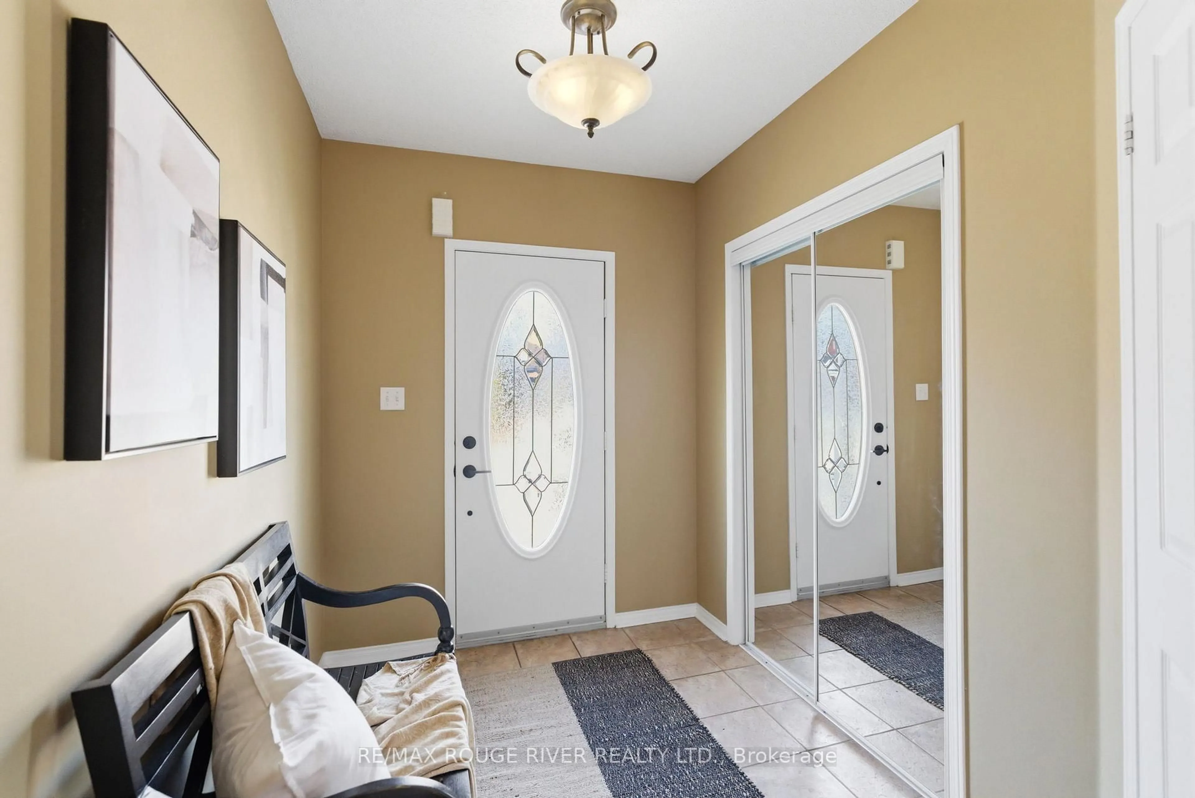 Indoor entryway for 11 Stokely Cres, Whitby Ontario L1N 9S8
