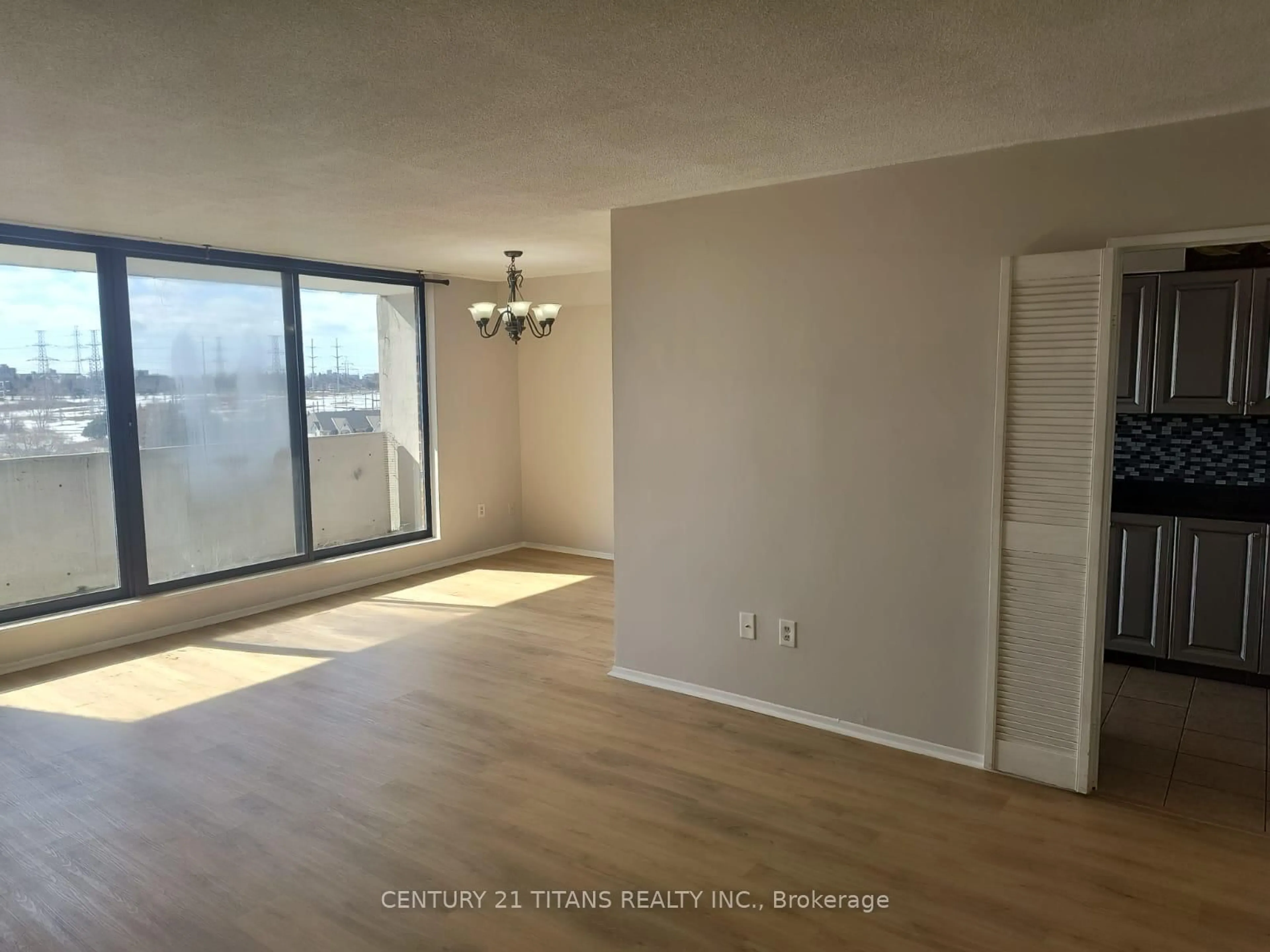 A pic of a room for 301 Prudential Dr #907, Toronto Ontario M1P 4V3