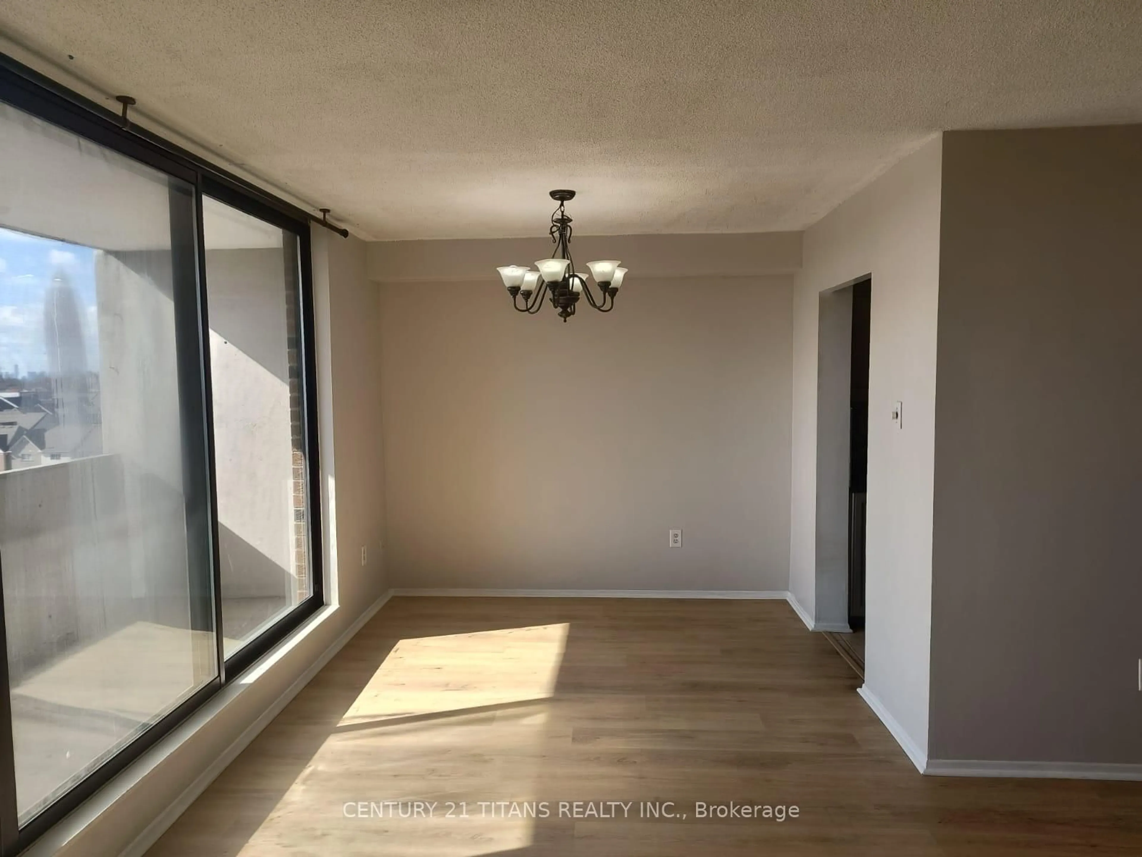 A pic of a room for 301 Prudential Dr #907, Toronto Ontario M1P 4V3