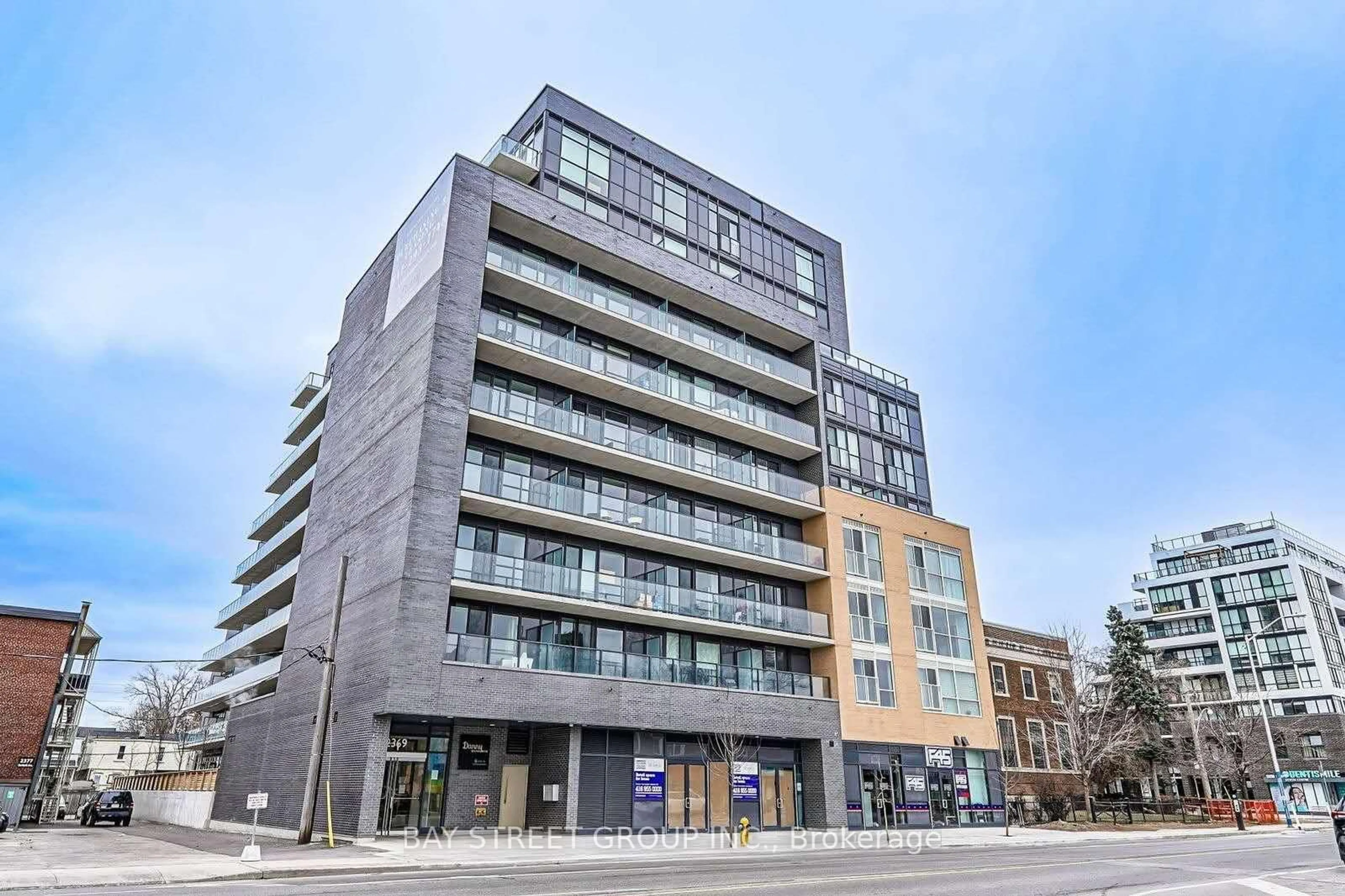 Unknown for 2369 Danforth Ave #801, Toronto Ontario M4C 0B1