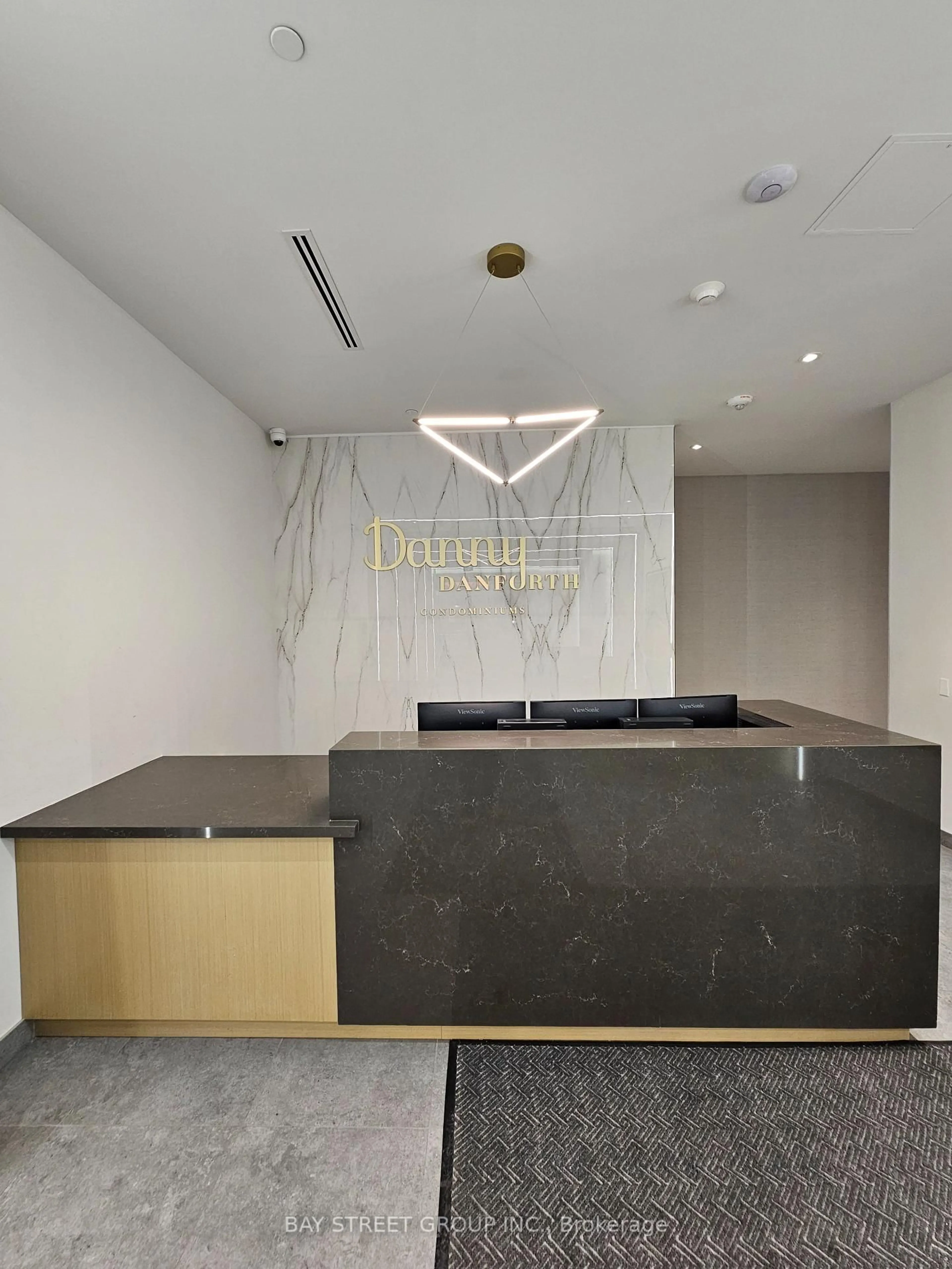 Indoor foyer for 2369 Danforth Ave #801, Toronto Ontario M4C 0B1