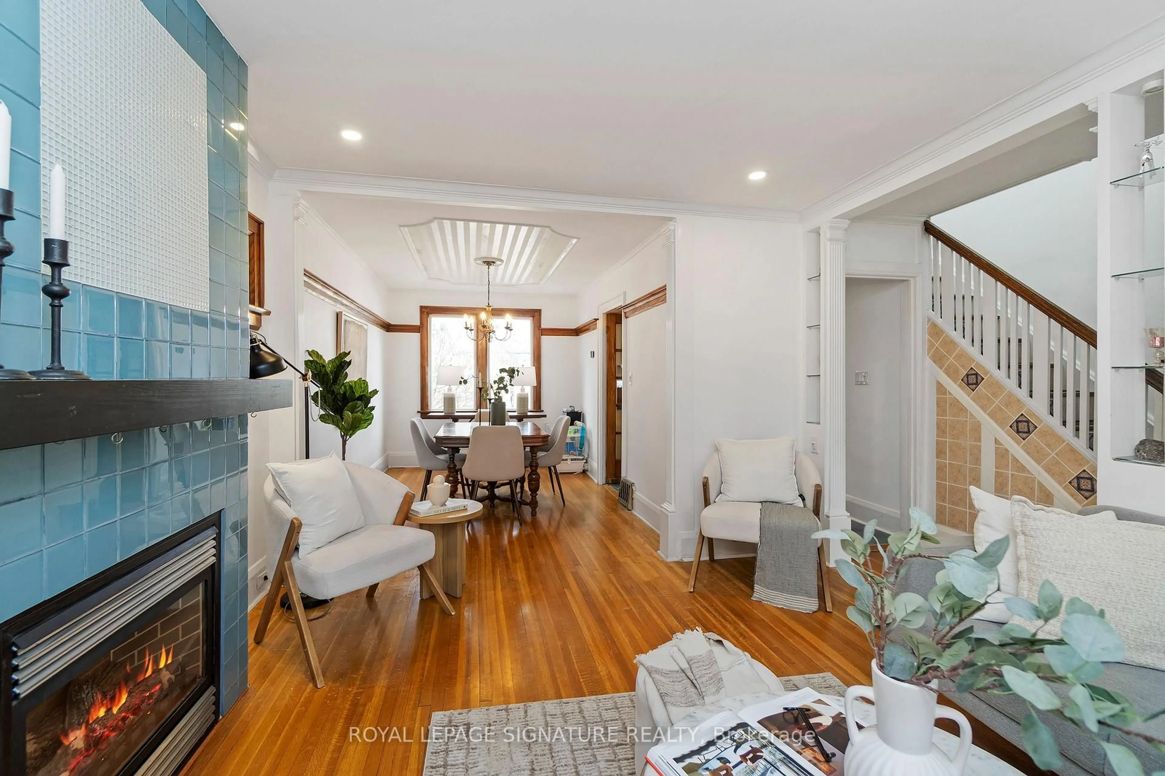 Unknown for 32 Kerr Rd, Toronto Ontario M4L 1K4