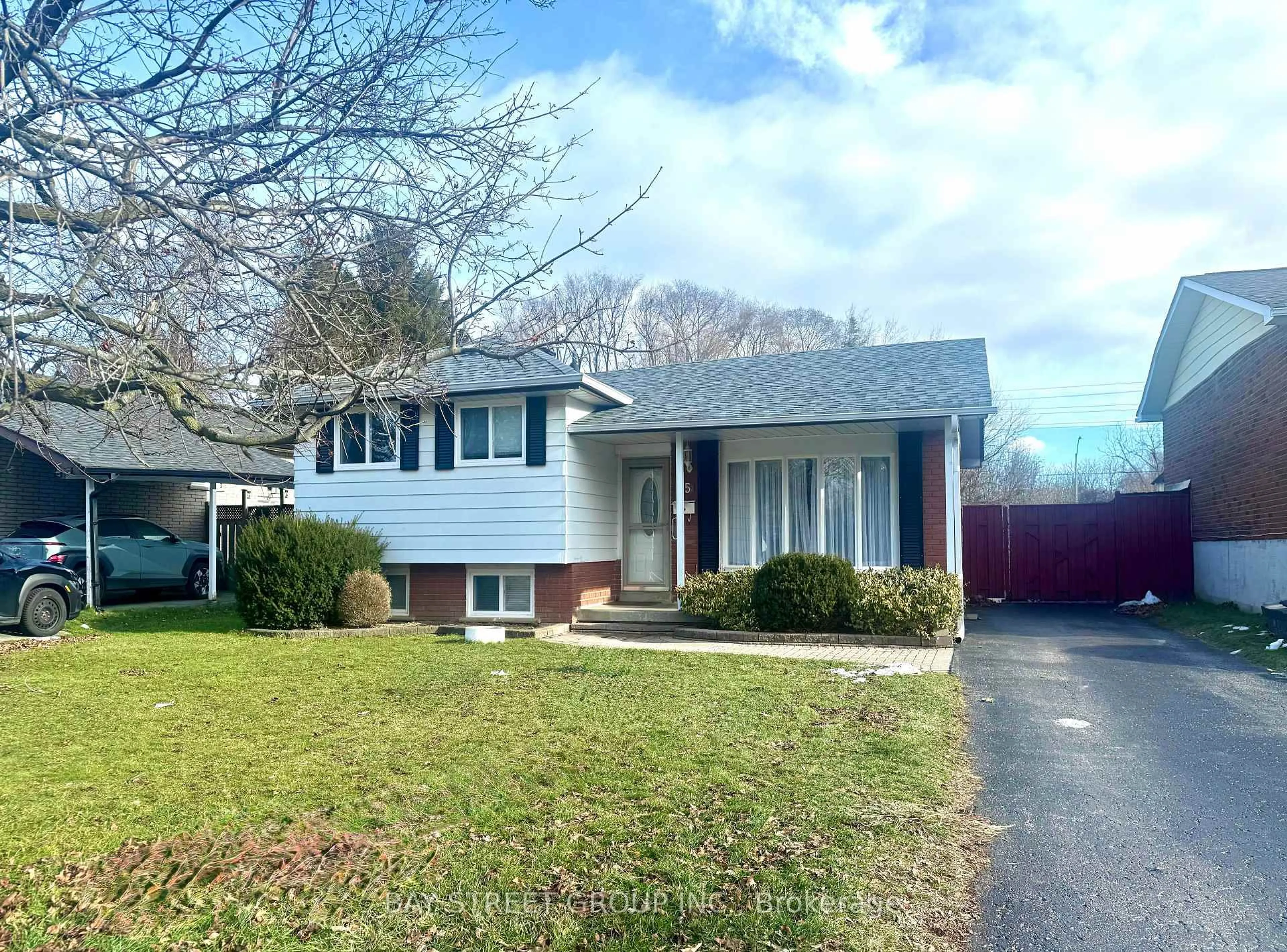 Home with vinyl exterior material, street for 55 Taylor Rd, Ajax Ontario L1S 2X5