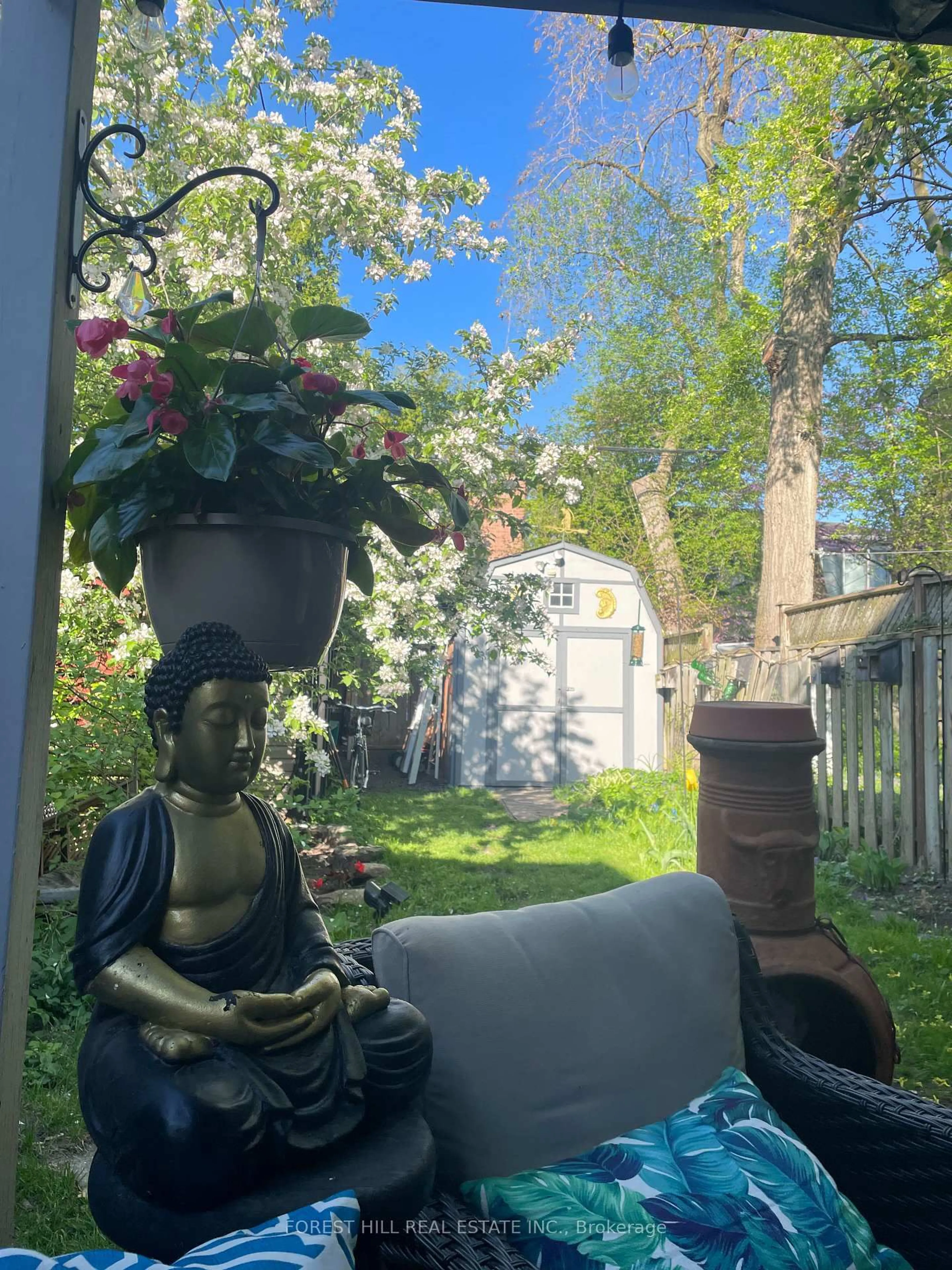 Patio, street for 11A Marlow Ave, Toronto Ontario M4J 3T8