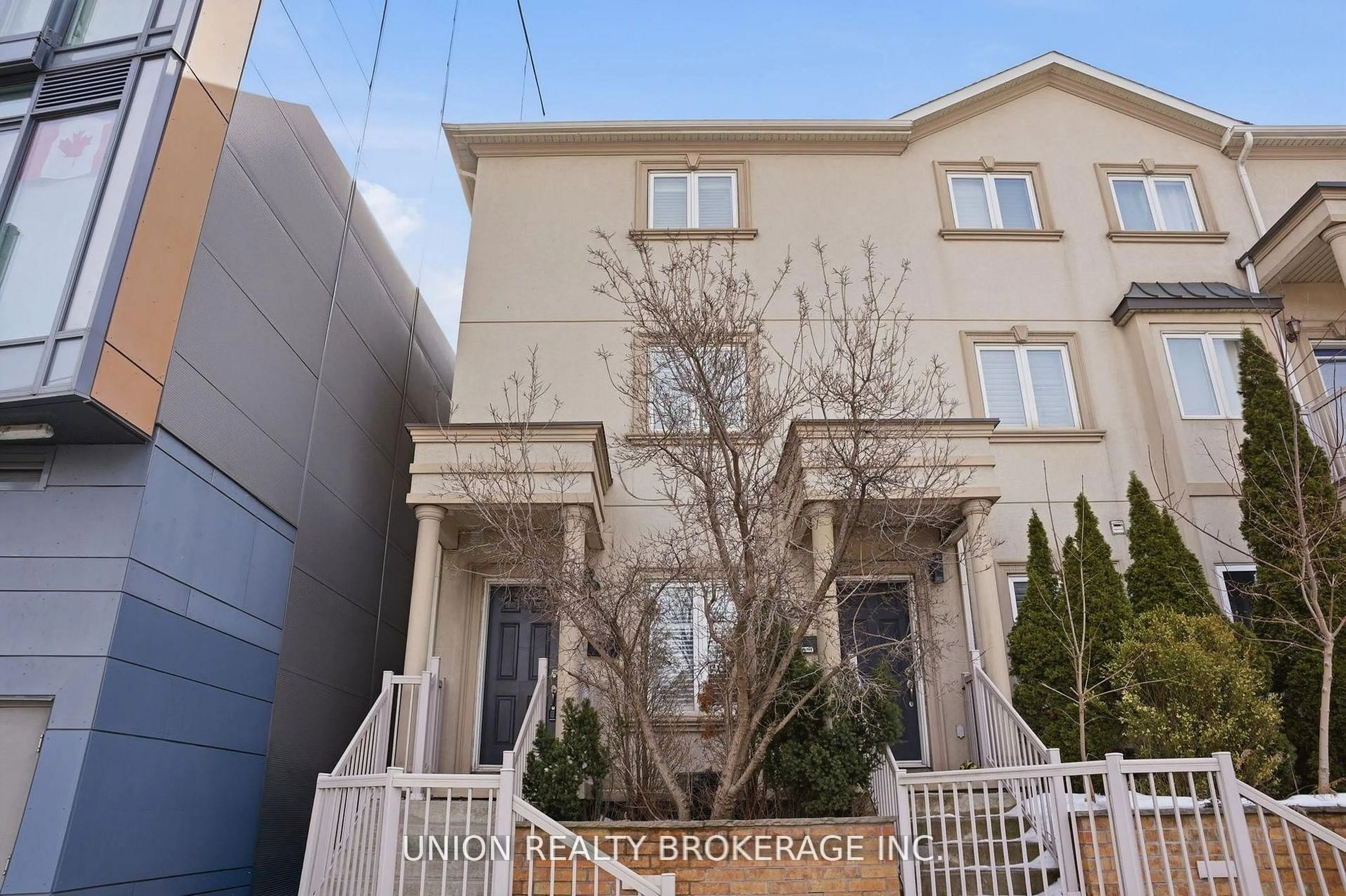 Unknown for 293 Kingston Rd, Toronto Ontario M4L 1T6