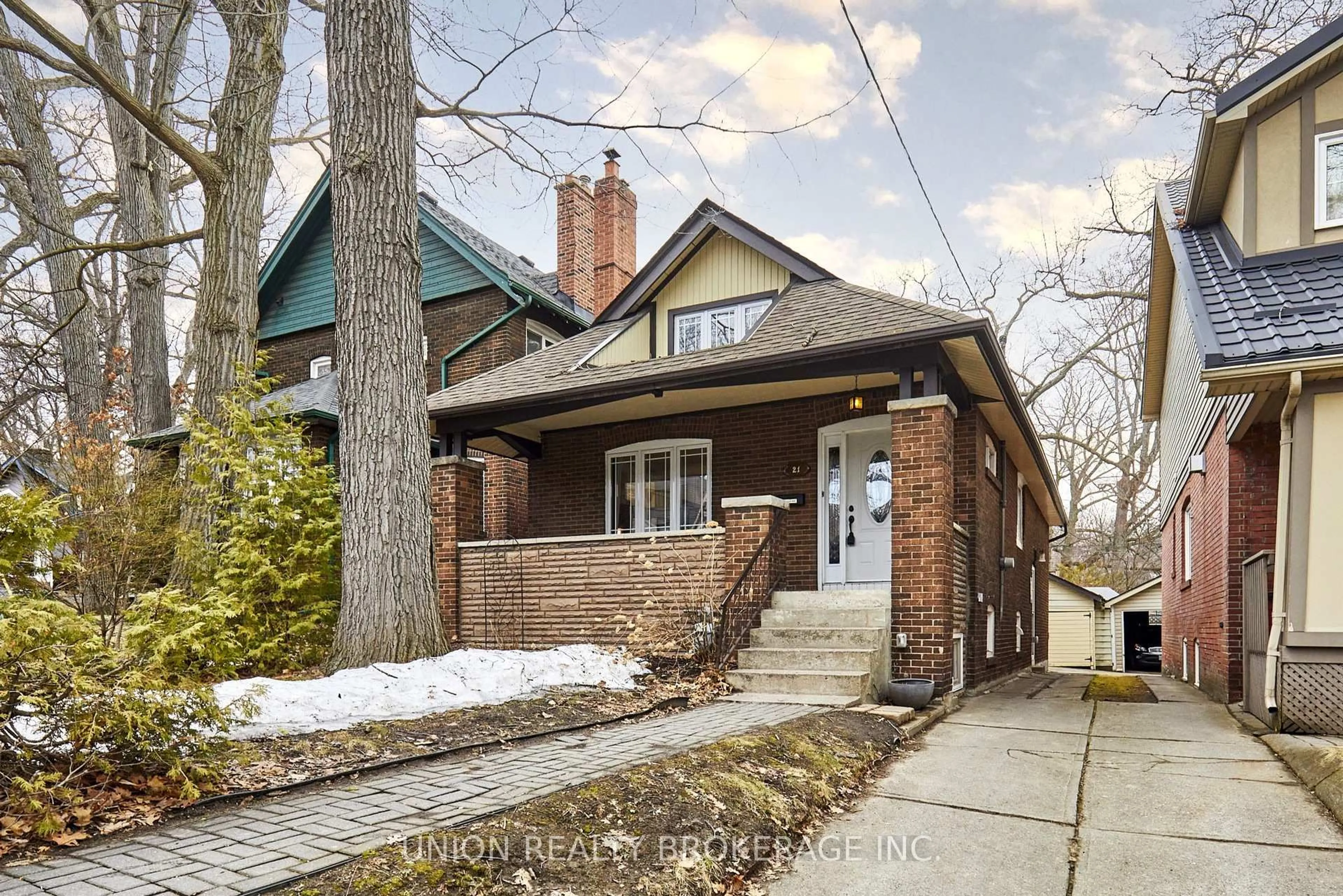 Home with brick exterior material, street for 21 Southwood Dr, Toronto Ontario M4E 2T7