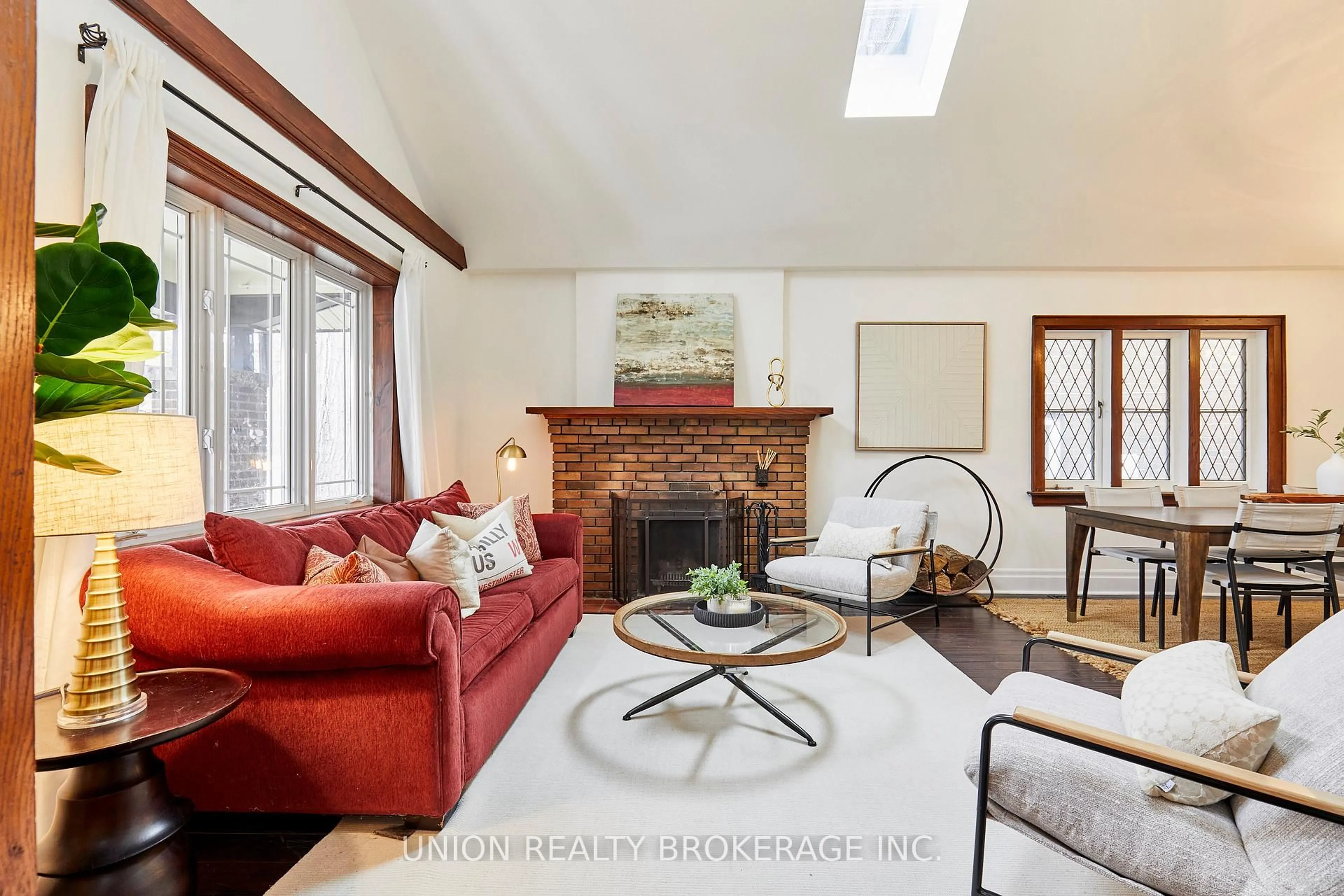 Living room with furniture, ceramic/tile floor for 21 Southwood Dr, Toronto Ontario M4E 2T7