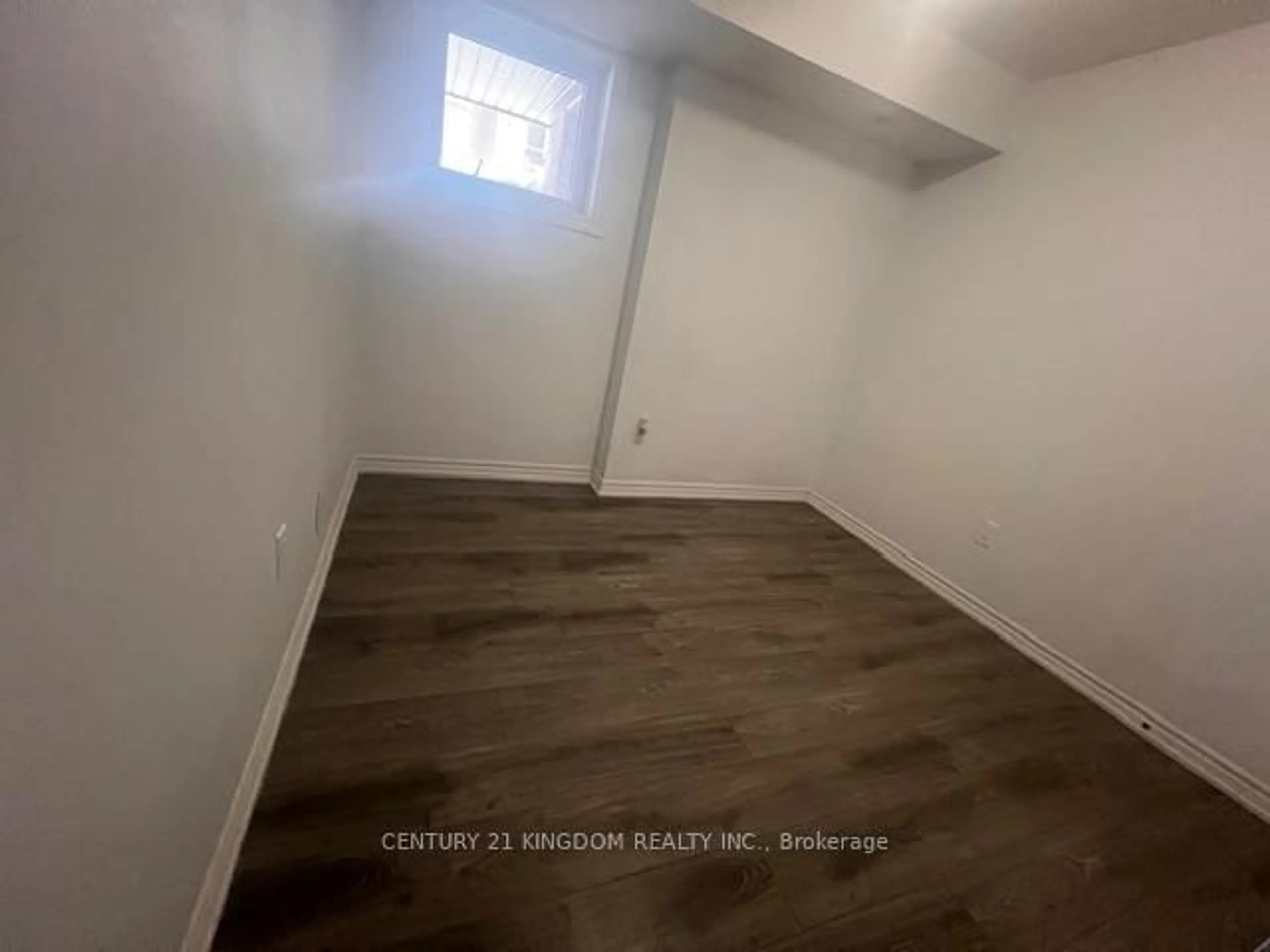 A pic of a room for 1715 Adirondack Chse #111, Pickering Ontario L1X 0E5