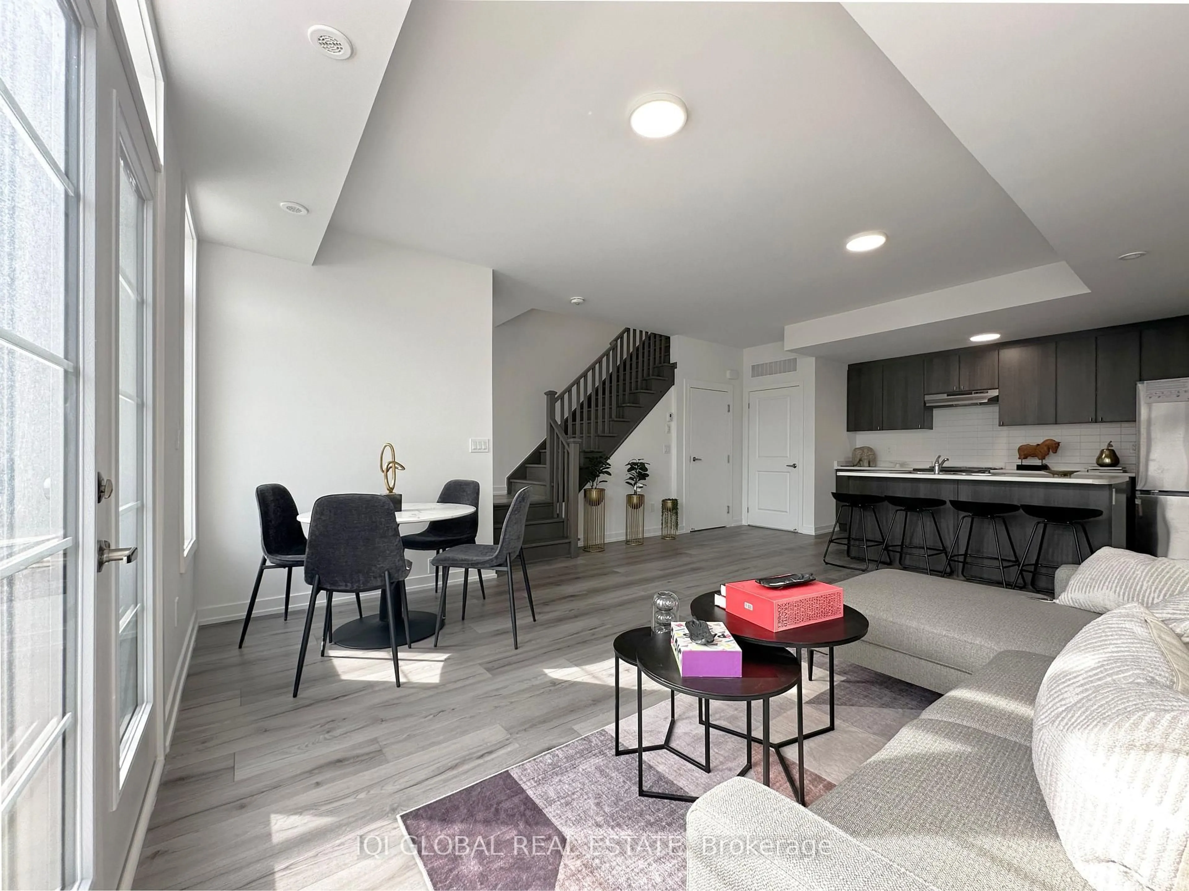 Unknown for 1655 Palmers Sawmill Rd #104, Pickering Ontario L1X 0R3