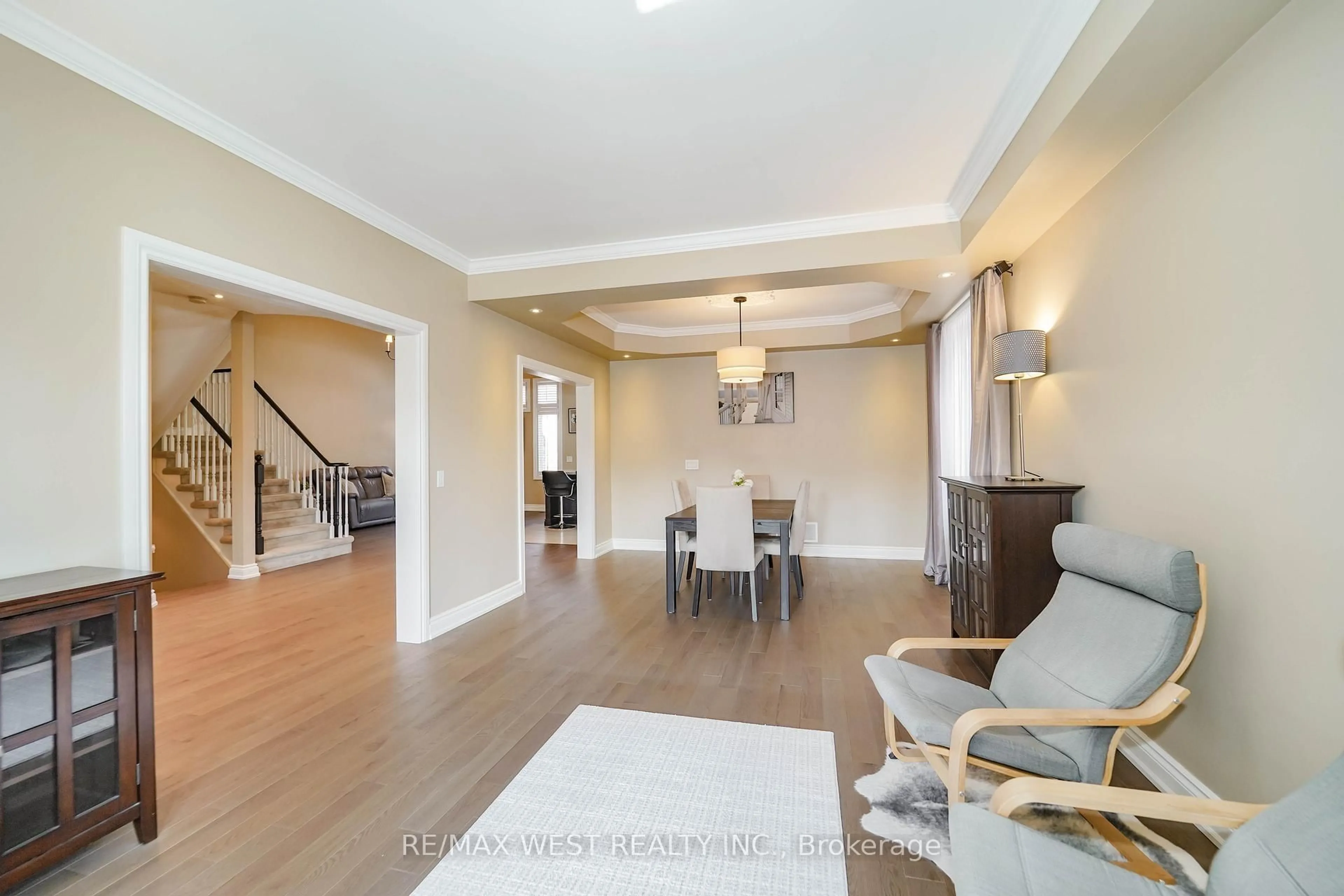 Unknown for 181 Thicket Cres, Pickering Ontario L1V 6S8