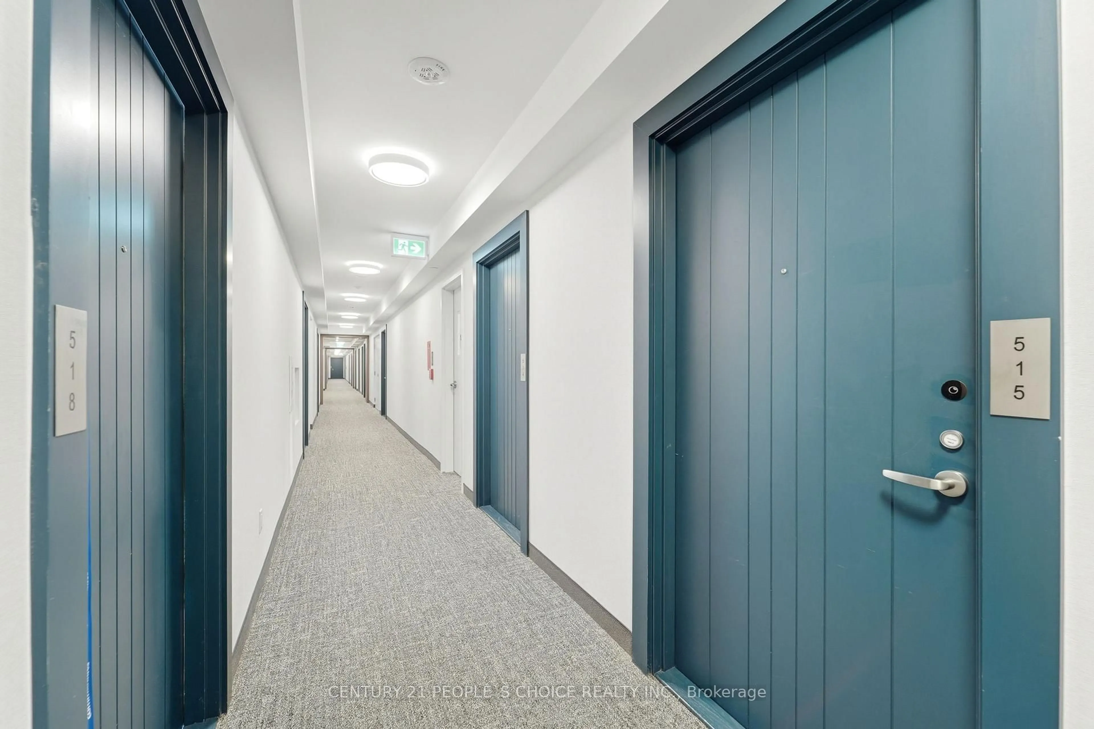 Indoor foyer for 2545 Simcoe St #515, Oshawa Ontario L1L 0W3