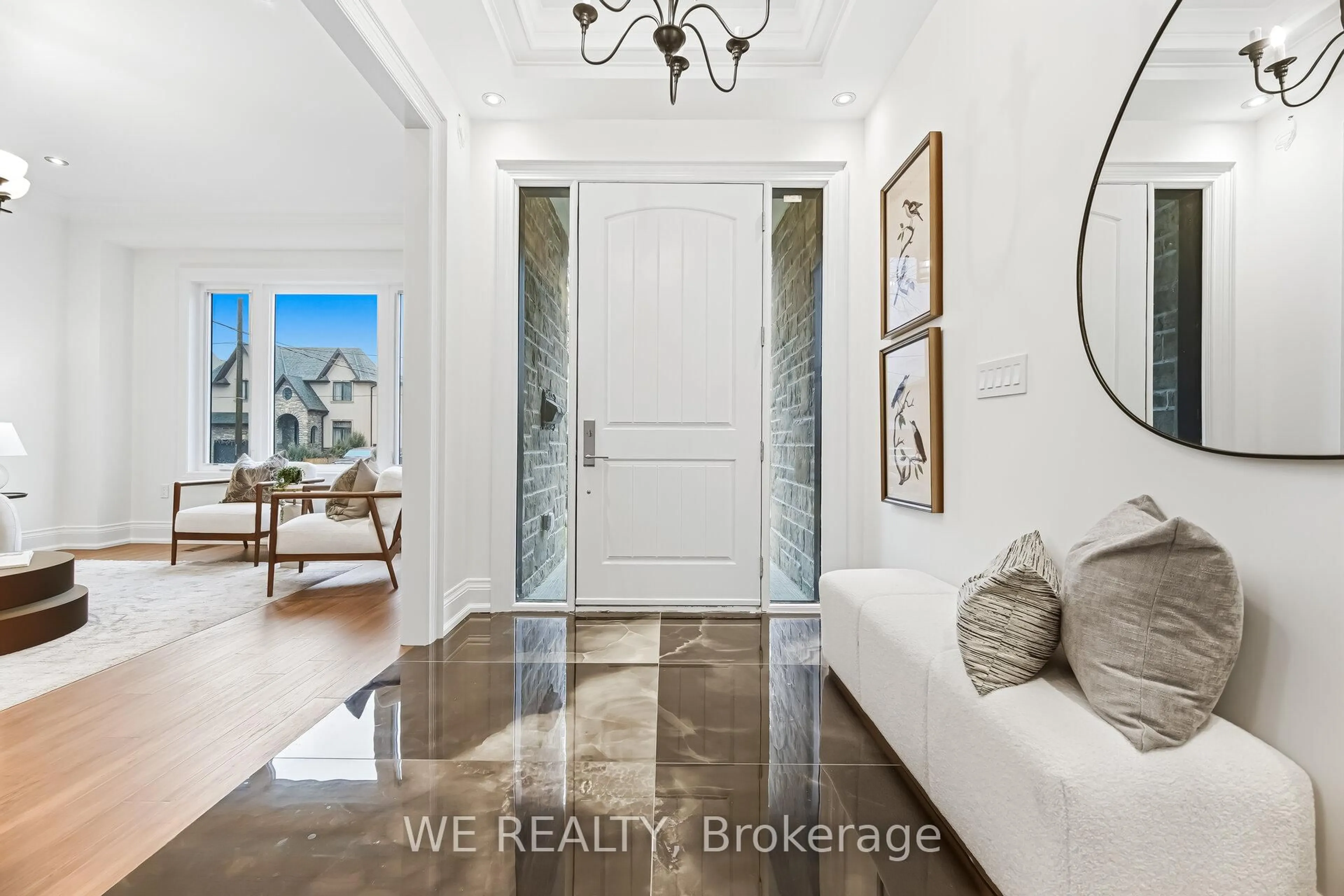 Indoor entryway for 2955D Seabreeze Rd, Ajax Ontario L1S 1X6