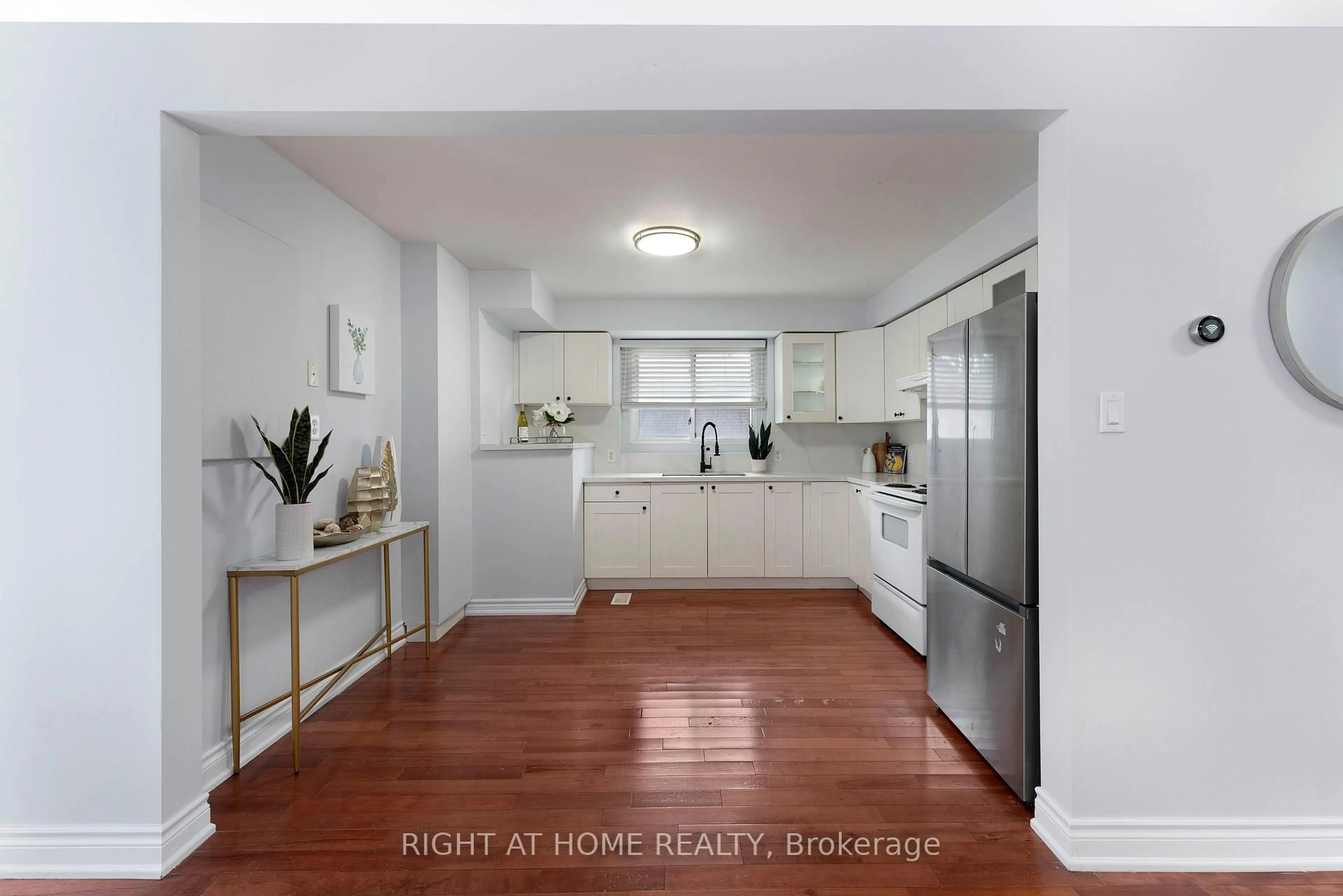 Open concept kitchen, unknown for 608 Mccowan Rd, Toronto Ontario M1J 1K1