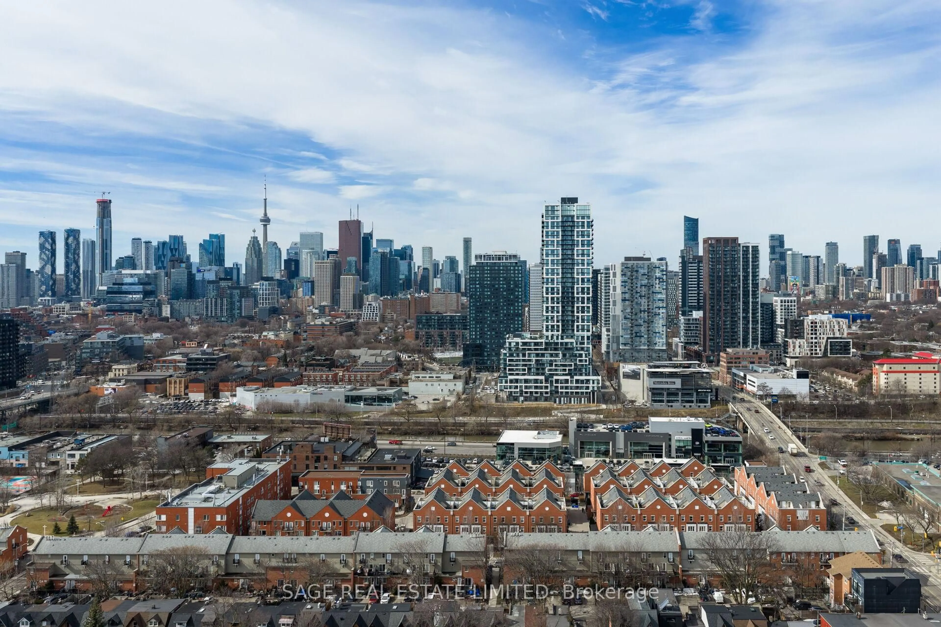 A pic from outside/outdoor area/front of a property/back of a property/a pic from drone, city buildings view from balcony for 817 Dundas St #4, Toronto Ontario M4M 1P9