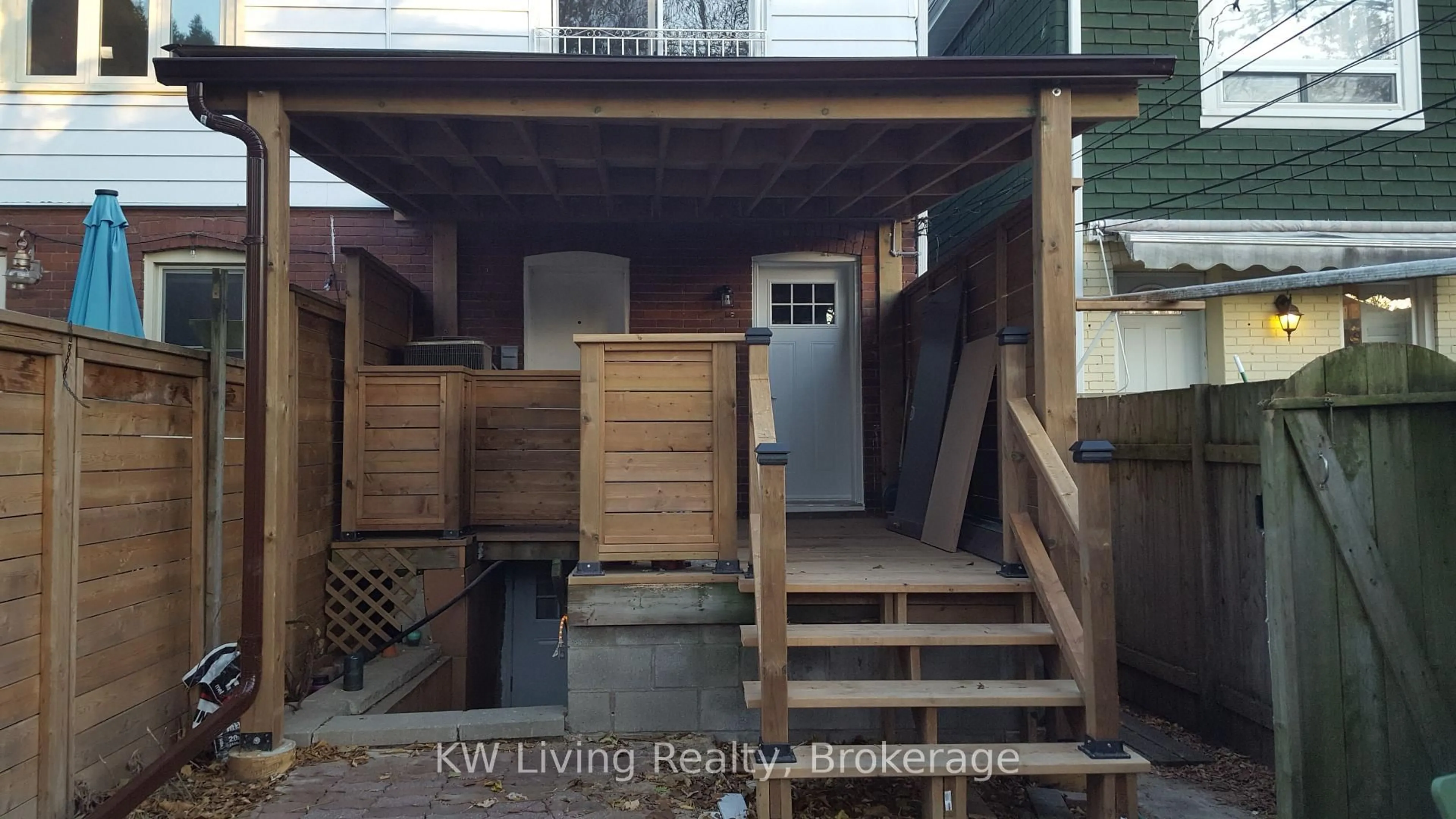 Patio, building for 928 Broadview Ave, Toronto Ontario M4K 2R1