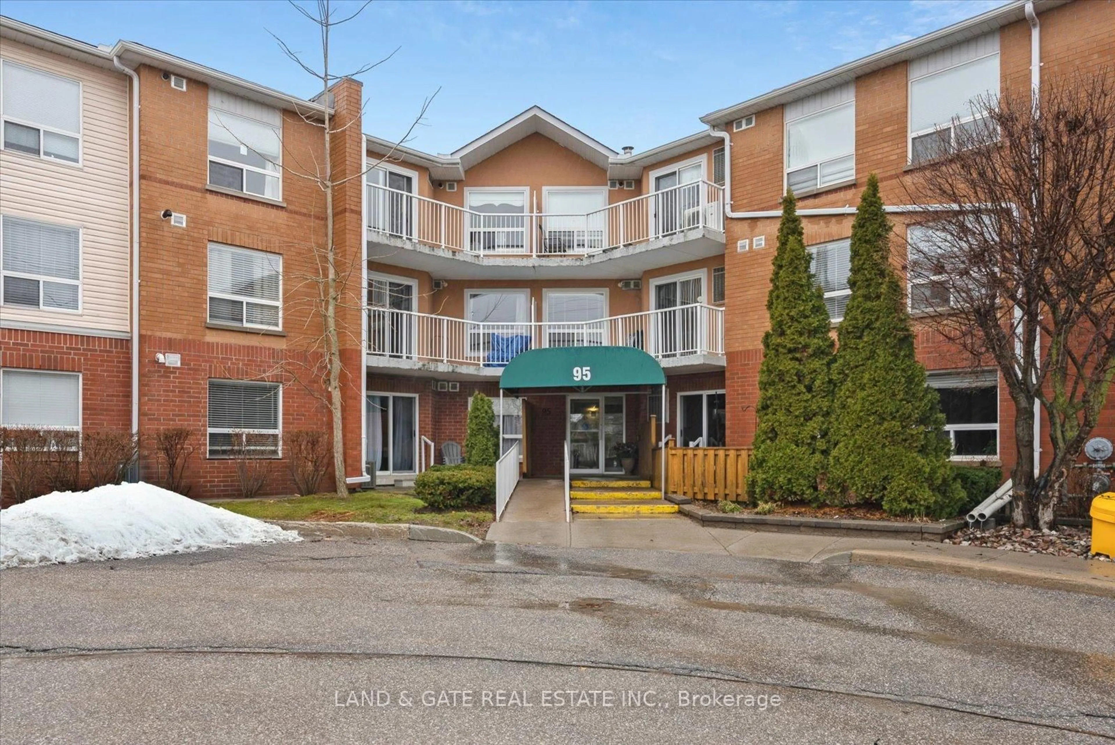 Unknown for 95 Wellington St #103, Clarington Ontario L1C 5A1