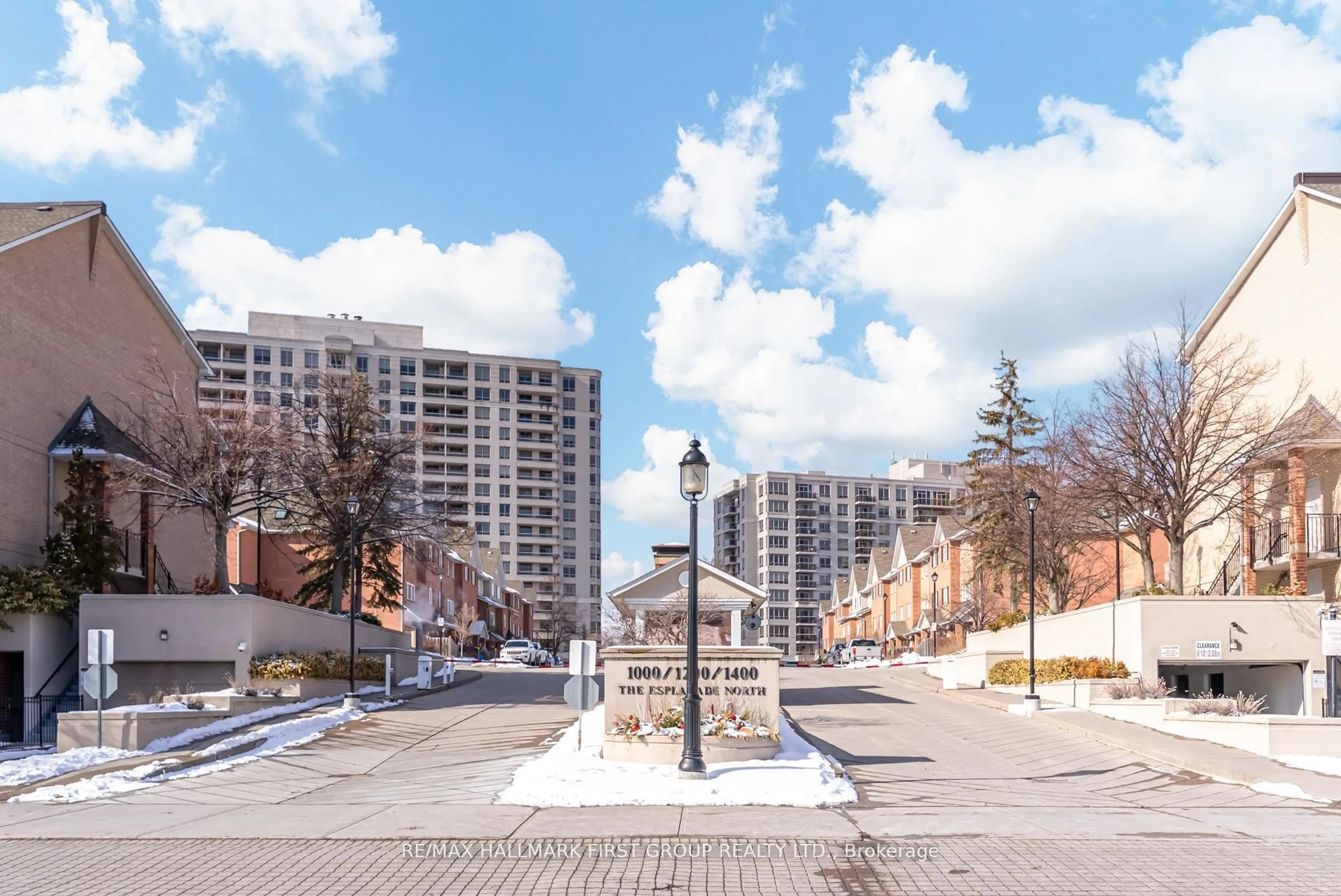 Patio, street for 1400 The Esplanade N #507, Pickering Ontario L1V 6V4