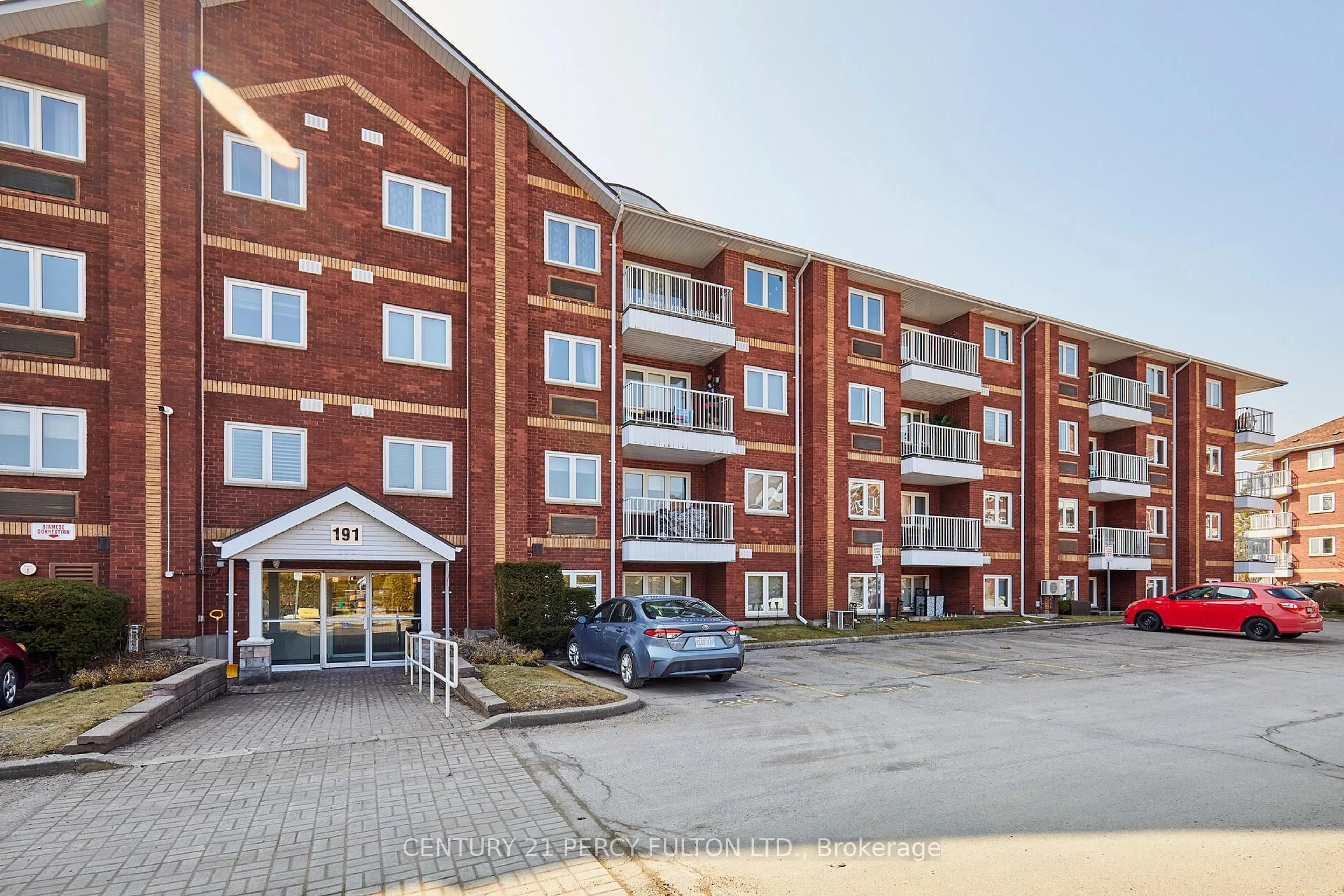 A pic from outside/outdoor area/front of a property/back of a property/a pic from drone, unknown for 191 Lake Driveway #201, Ajax Ontario L1S 7H9