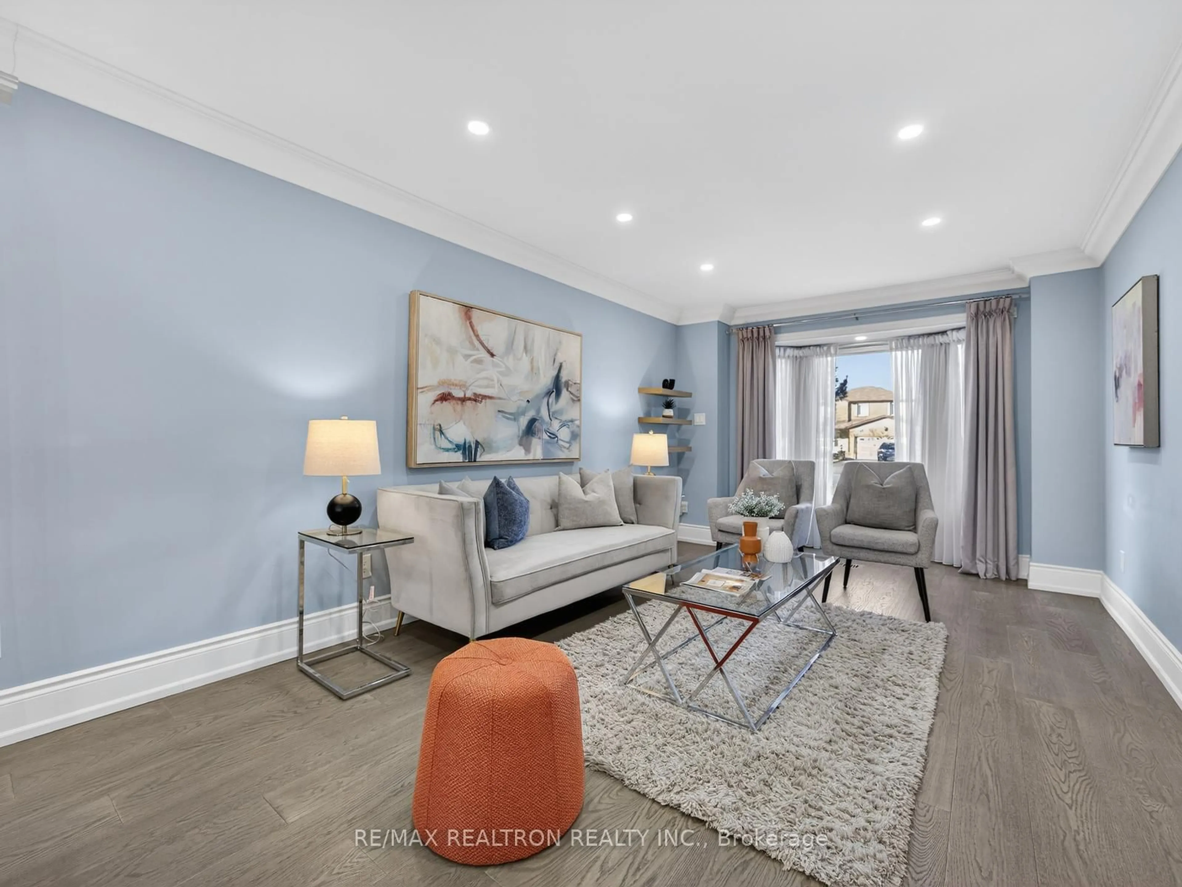 Living room with furniture, unknown for 33 Ritchie Ave, Ajax Ontario L1S 5V7