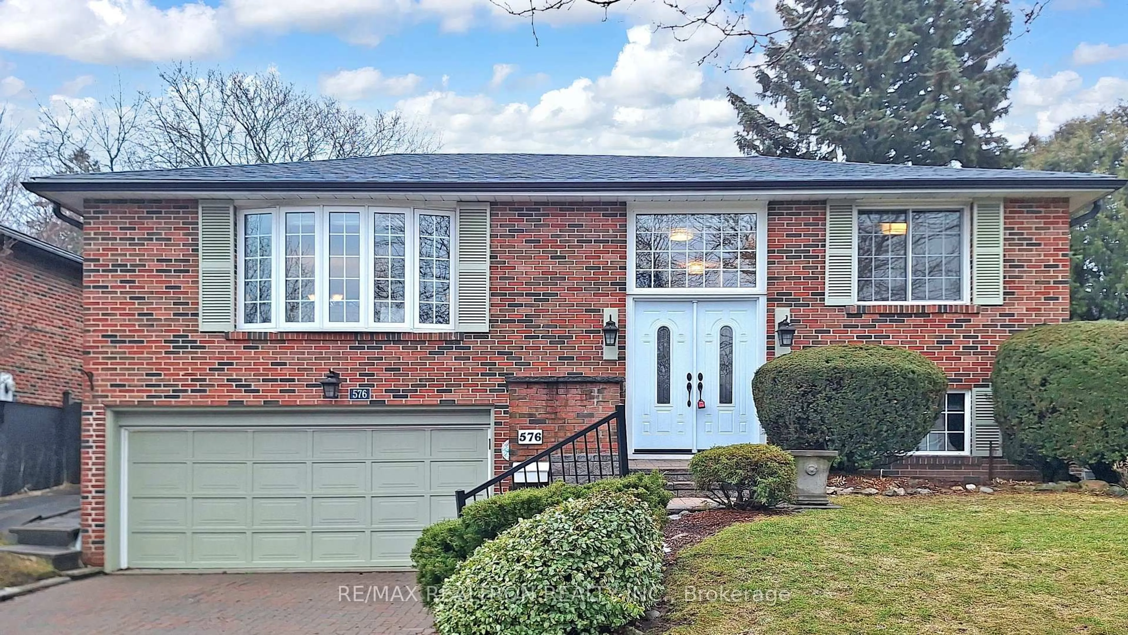 Home with brick exterior material, street for 576 Arnhem Dr, Oshawa Ontario L1G 2J6