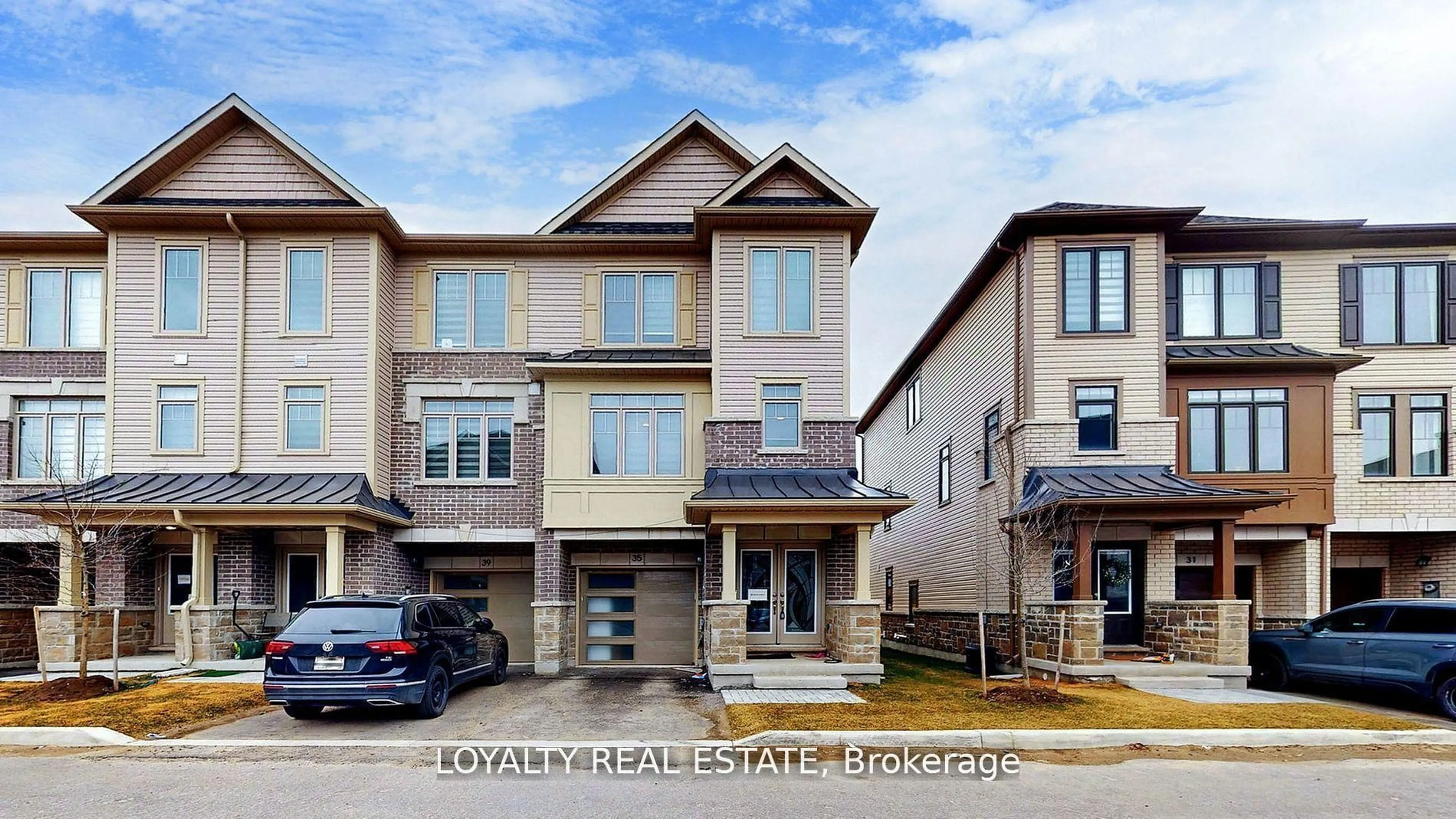 Unknown for 35 Bavin St, Clarington Ontario L1C 7H5