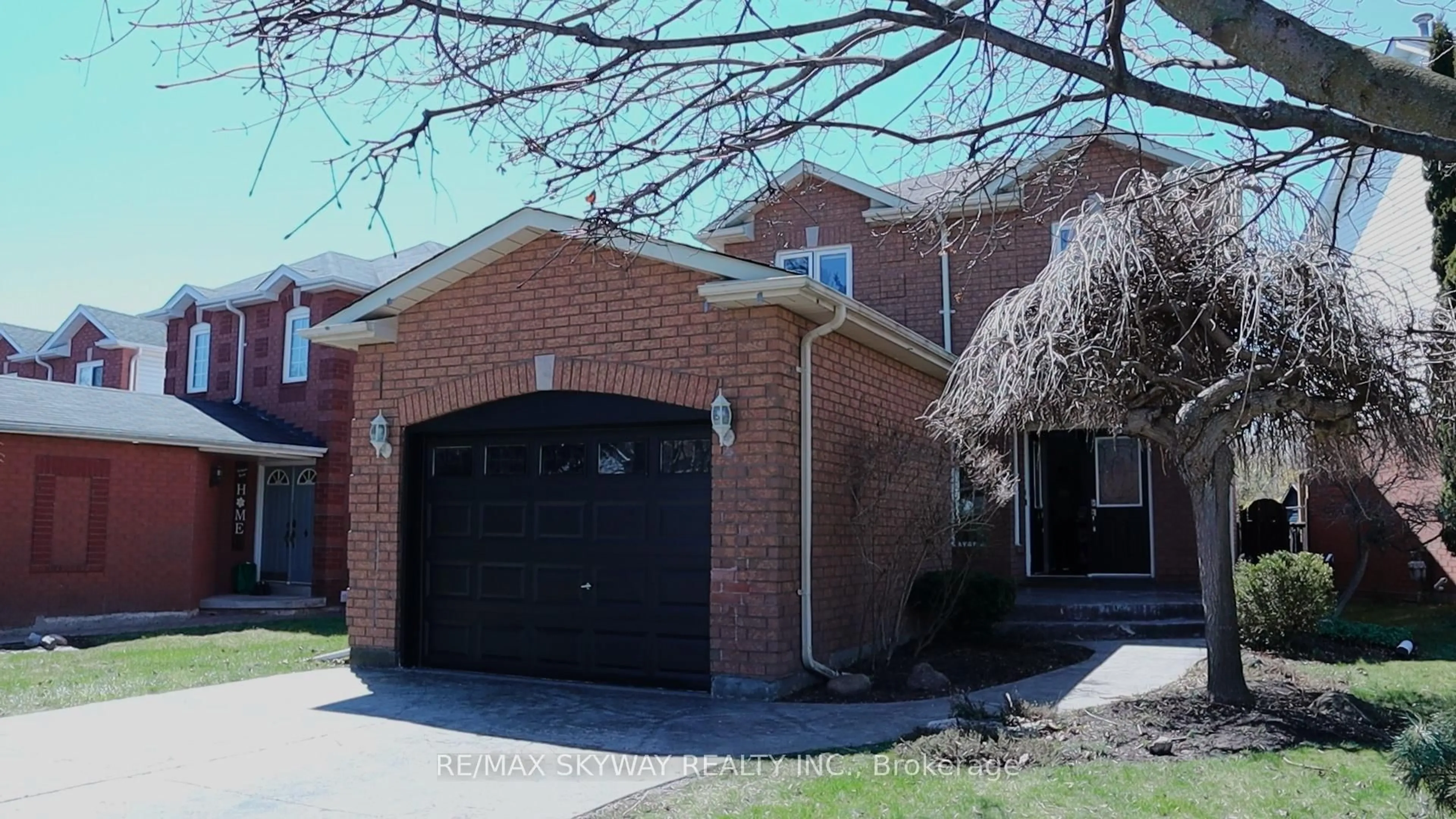 Home with brick exterior material, street for 10 Elephant Hill Dr, Clarington Ontario L1C 4M5