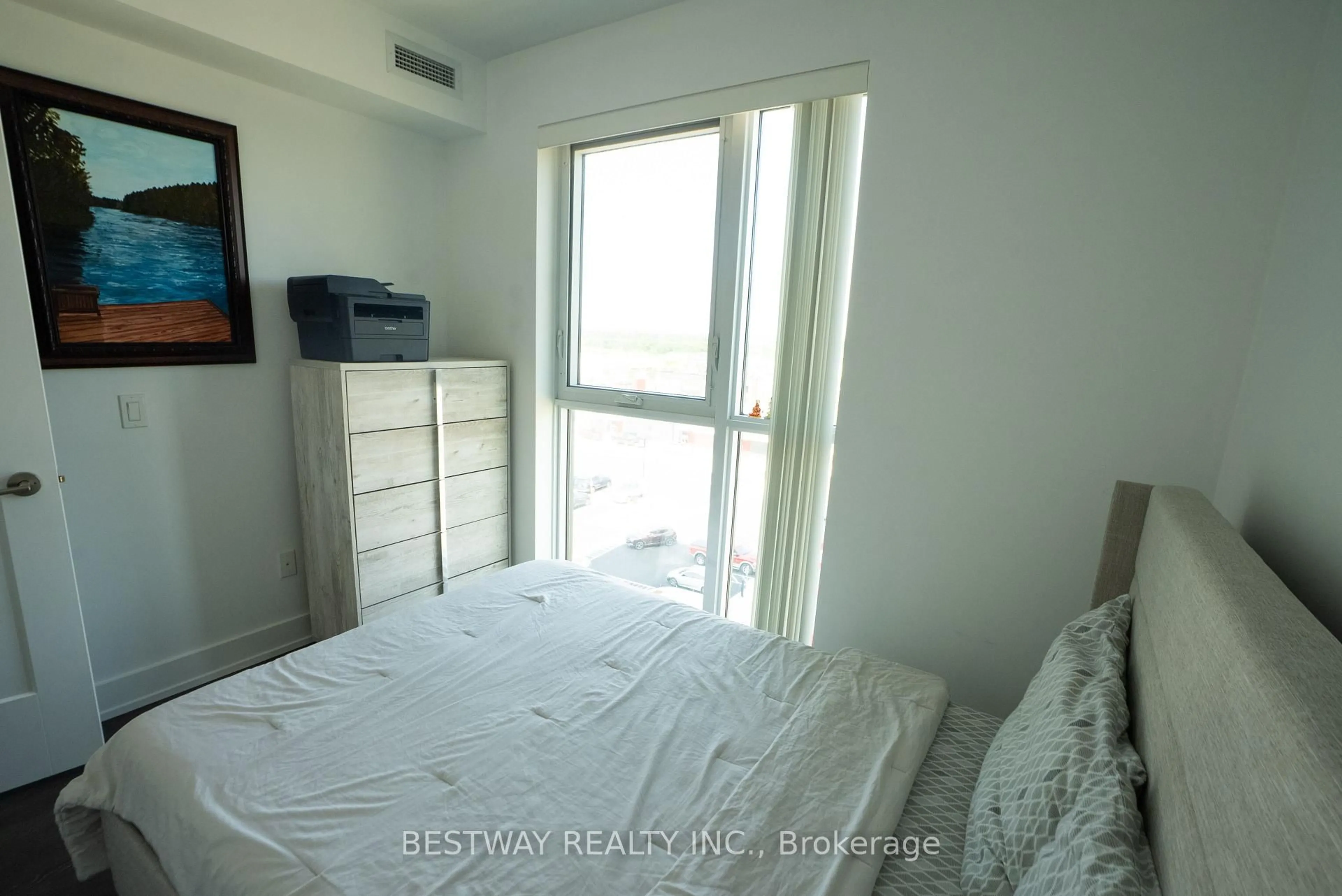 A pic of a room for 2550 Simcoe St #607, Oshawa Ontario L1L 0R5