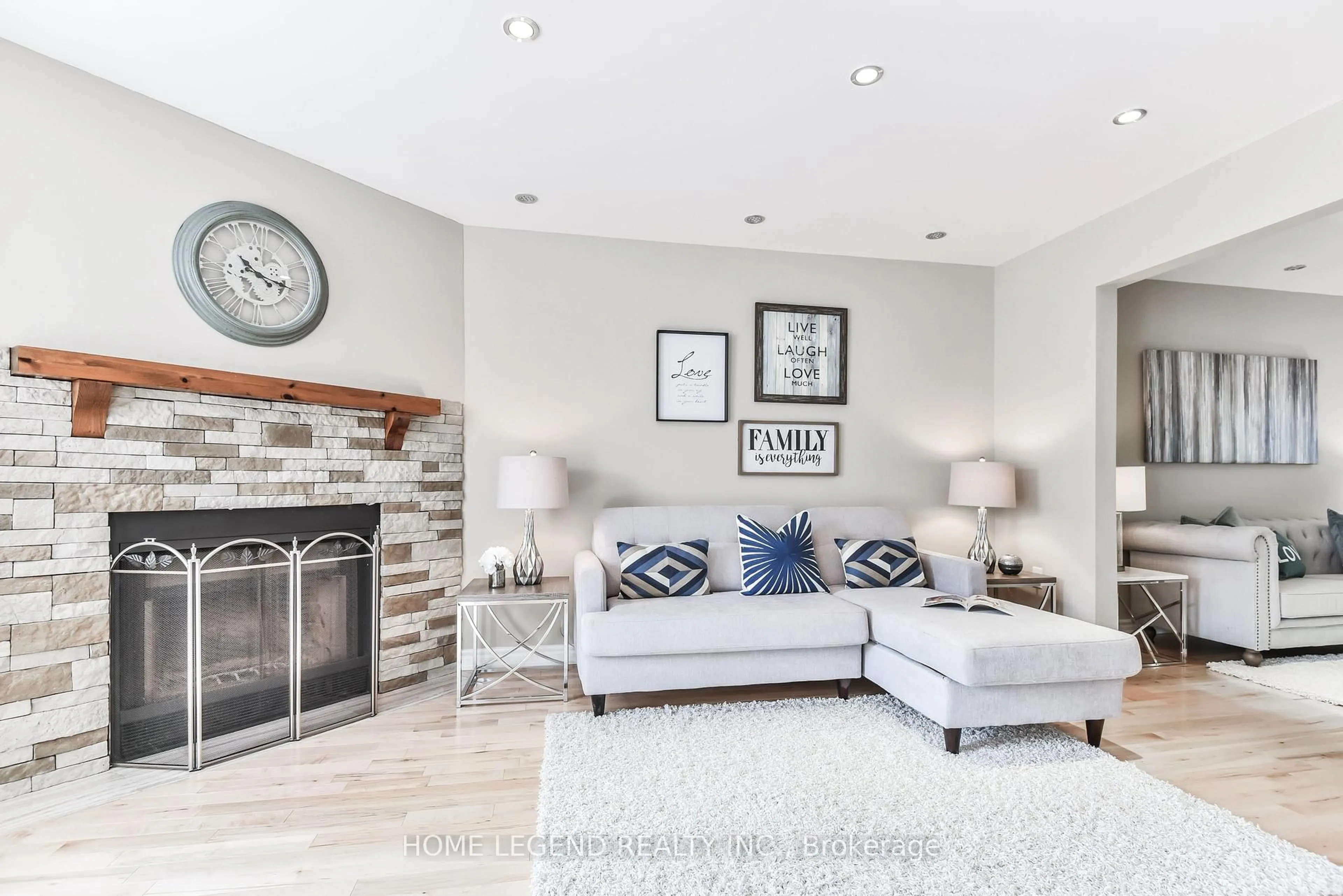 Living room with furniture, unknown for 3 Gandy Crt, Ajax Ontario L1T 3T7