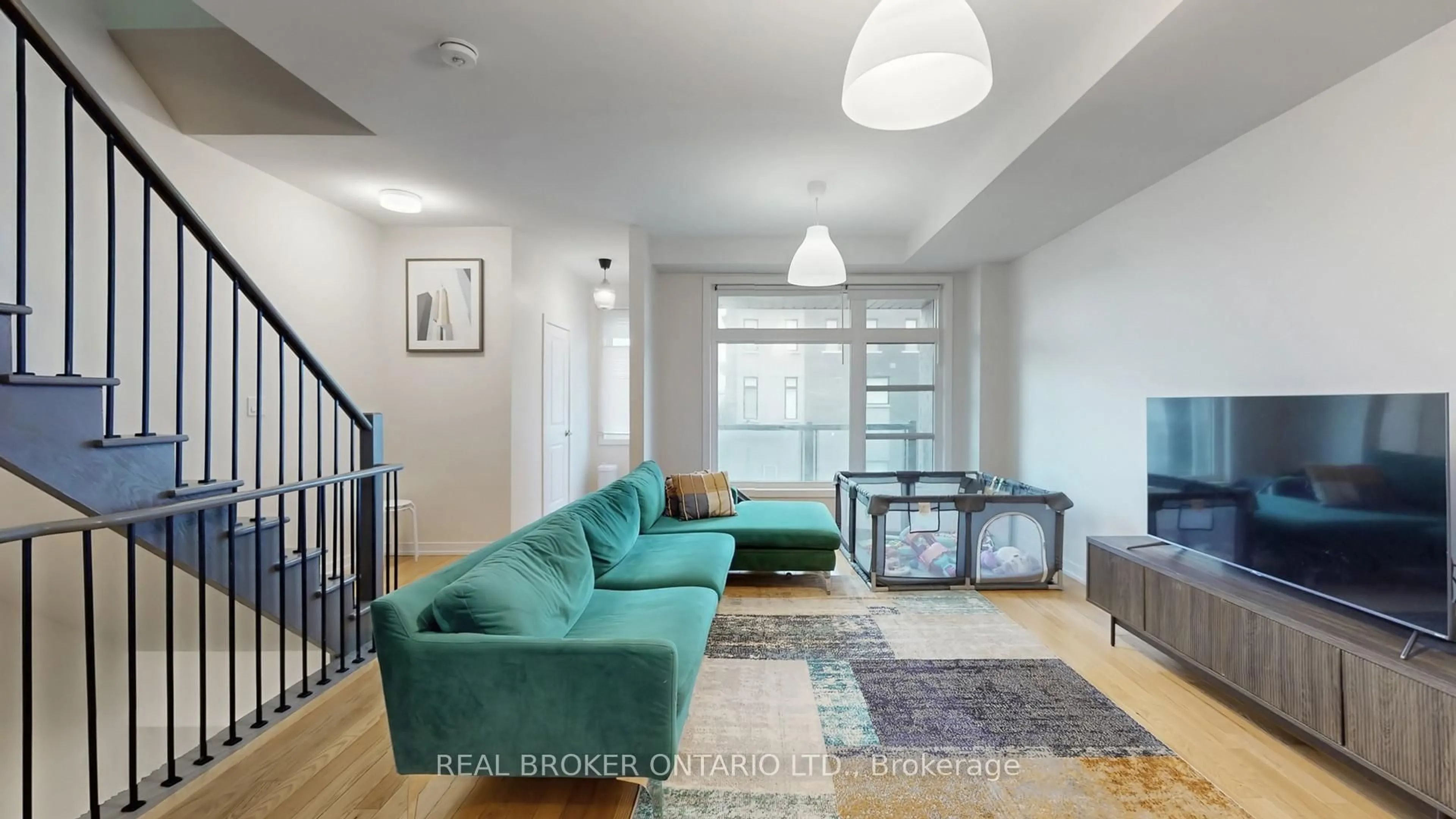 Living room with furniture, unknown for 2508 Castlegate Crossing, Pickering Ontario L1X 0H8