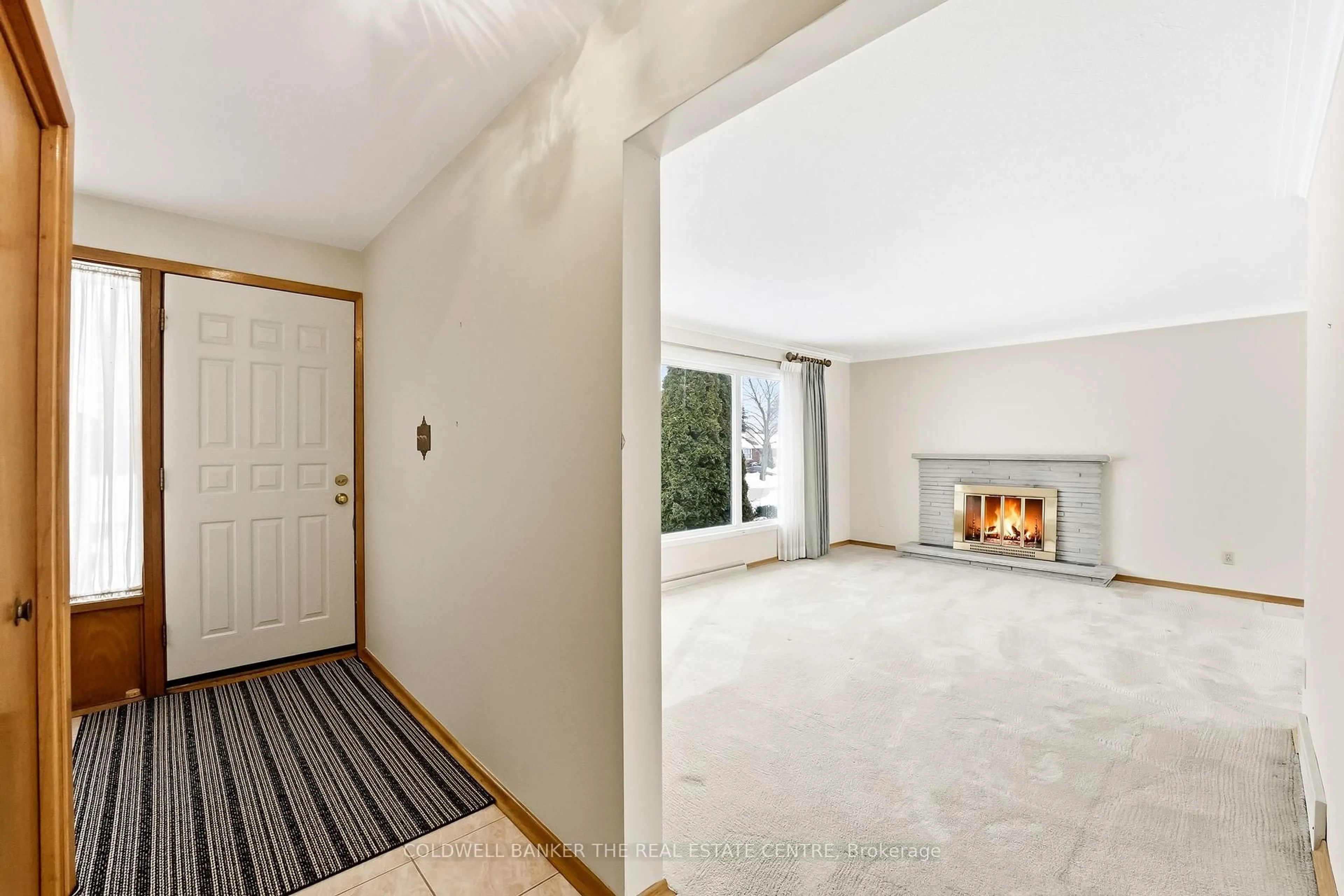 Unknown for 724 Westdale St, Oshawa Ontario L1J 5B7