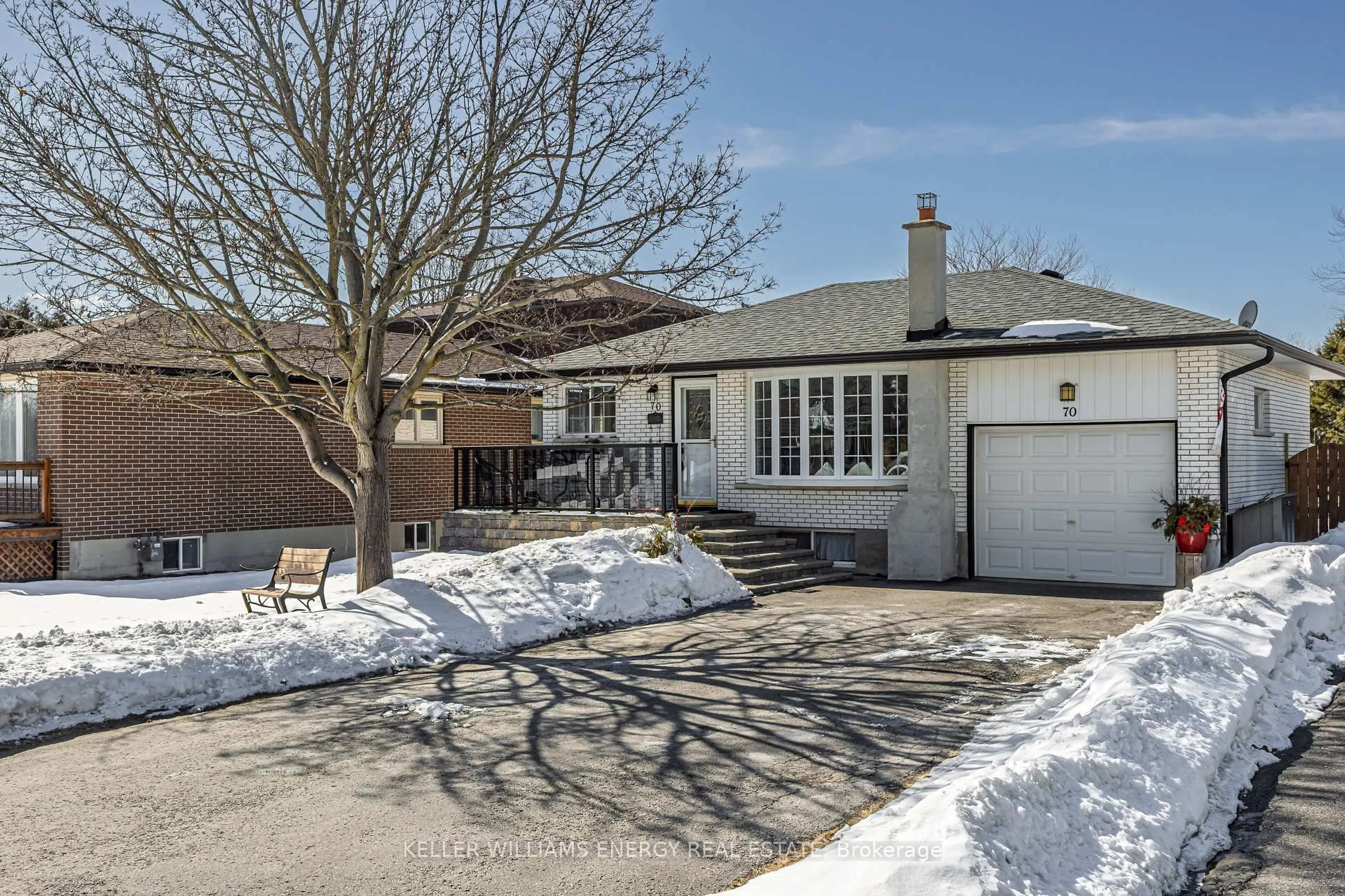 Unknown for 70 Oriole Crt, Oshawa Ontario L1H 6Y5