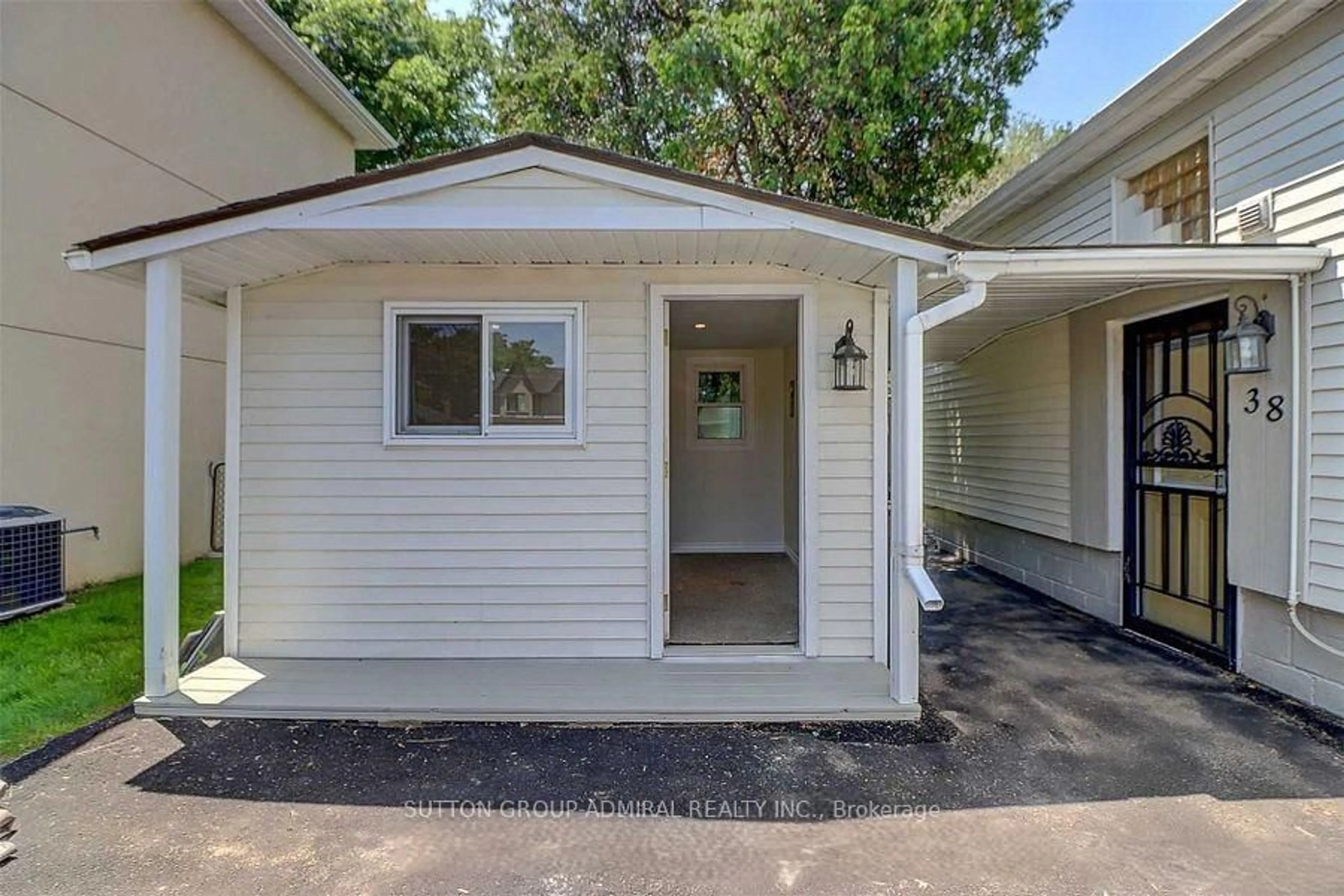 Unknown for 38 Fenwood Hts, Toronto Ontario M1M 2V8