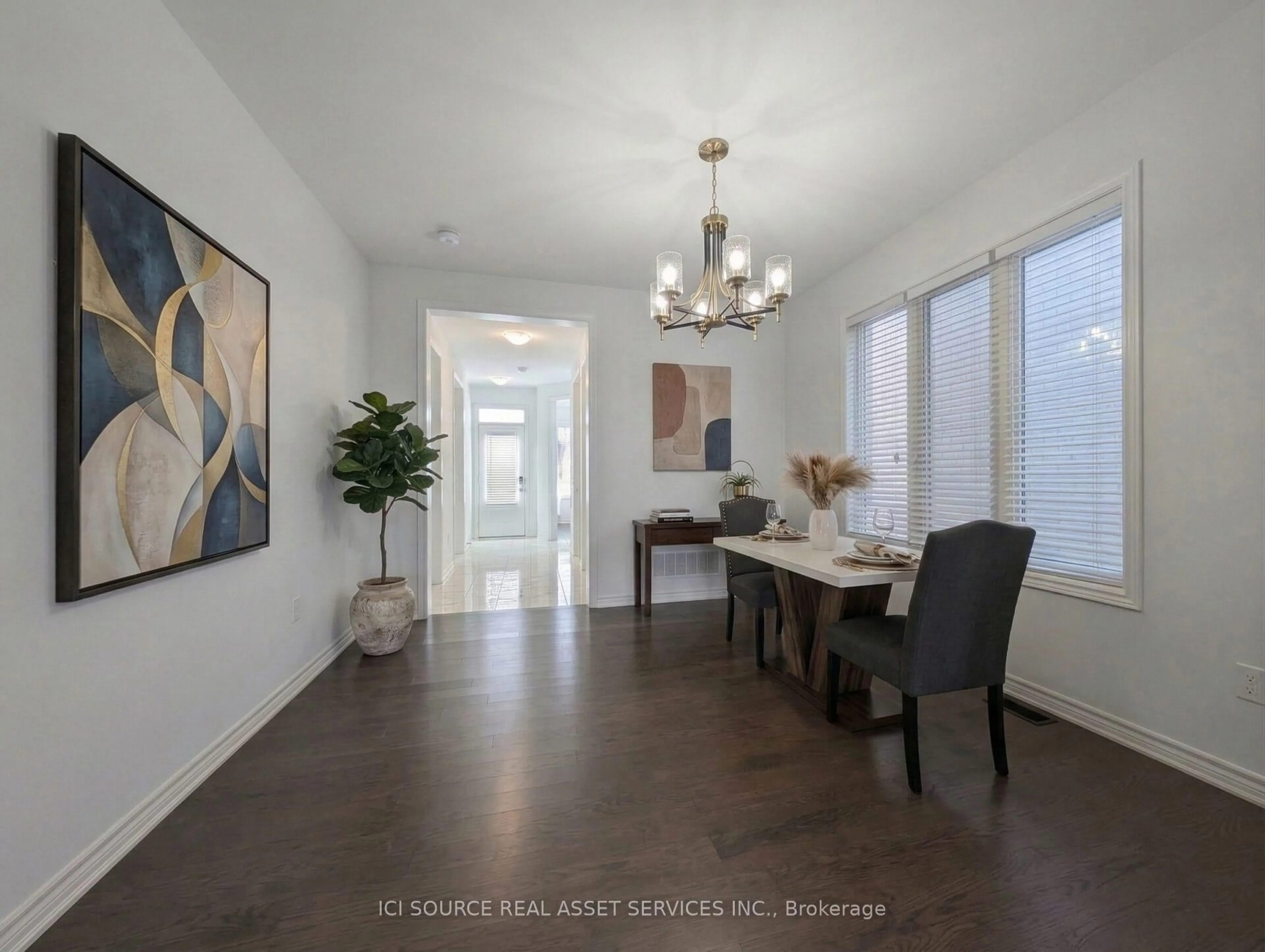 Dining room, unknown for 3125 Mulberry Lane, Pickering Ontario L1X 0N9