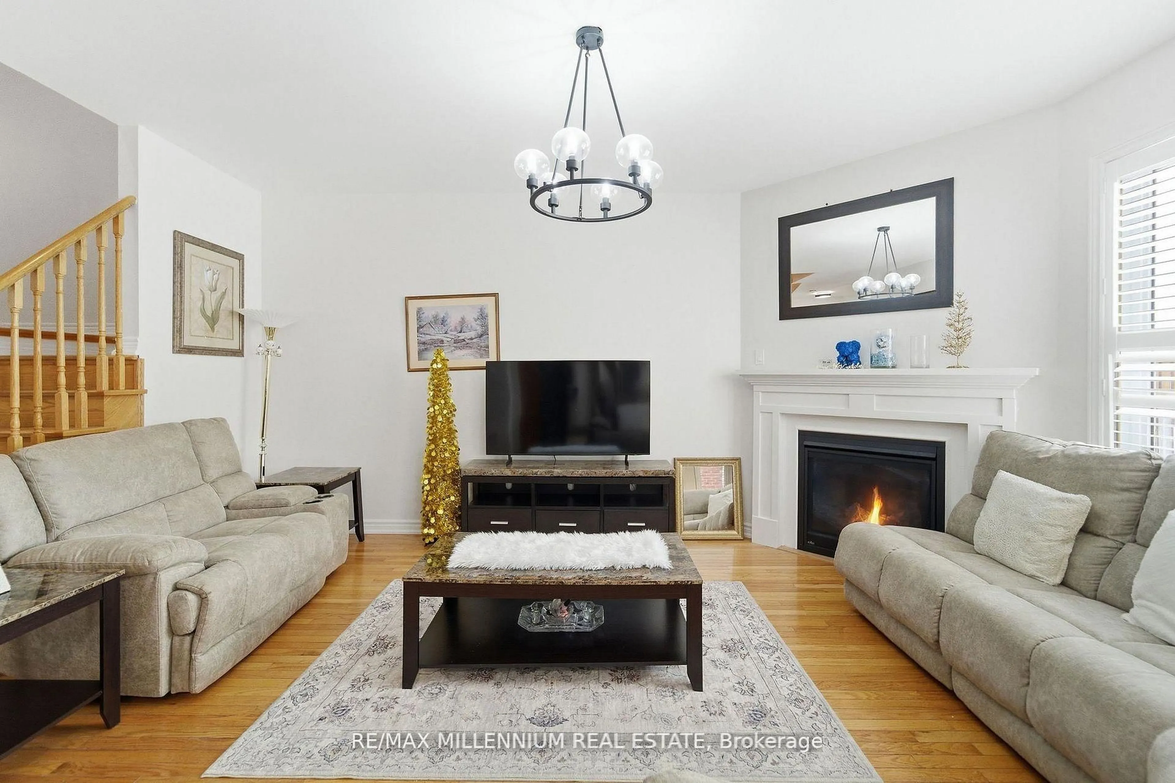 Living room with furniture, unknown for 12 Gaudi Rd, Toronto Ontario M1B 0B4