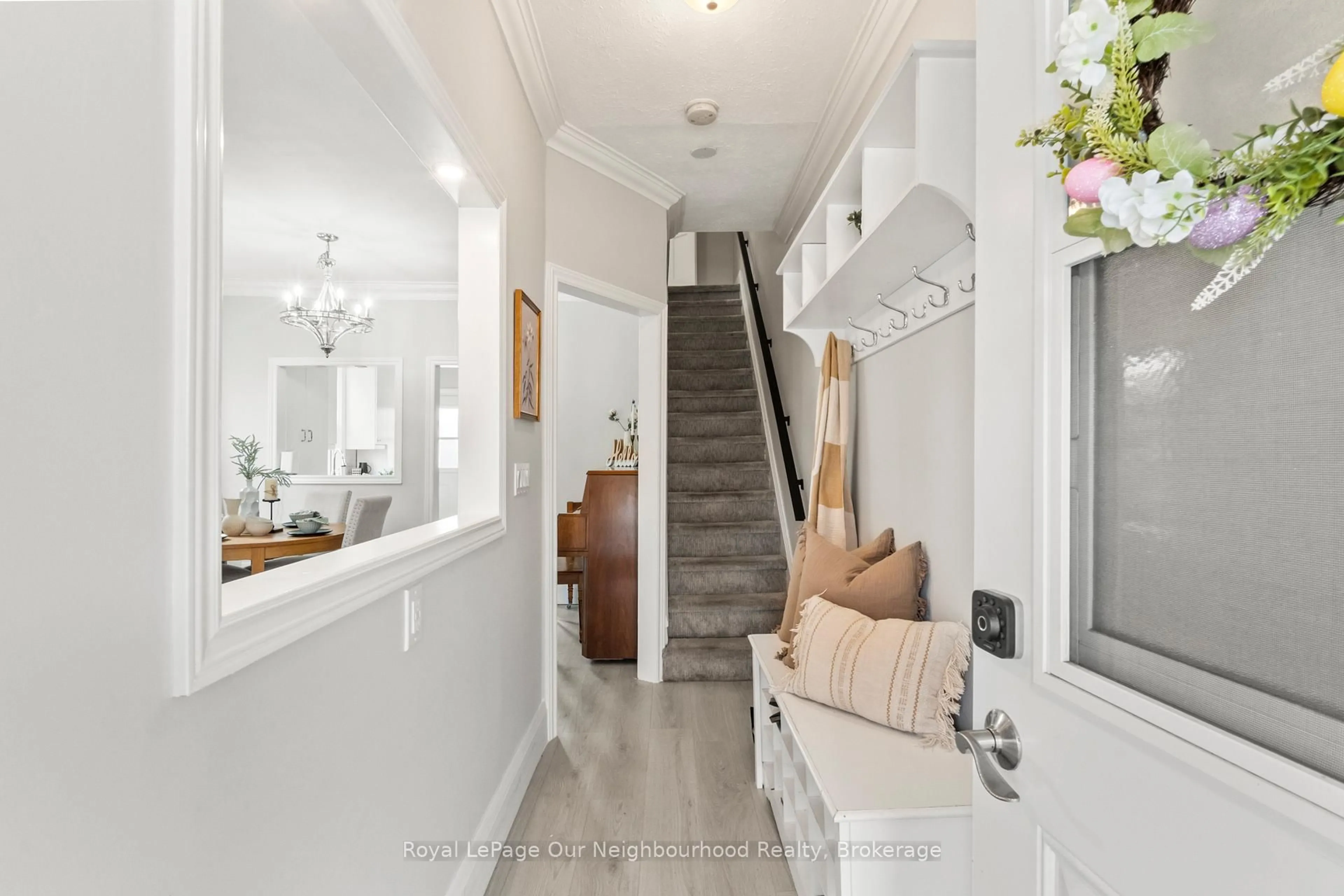 Unknown for 9 Carlisle Ave, Clarington Ontario L1C 1W4