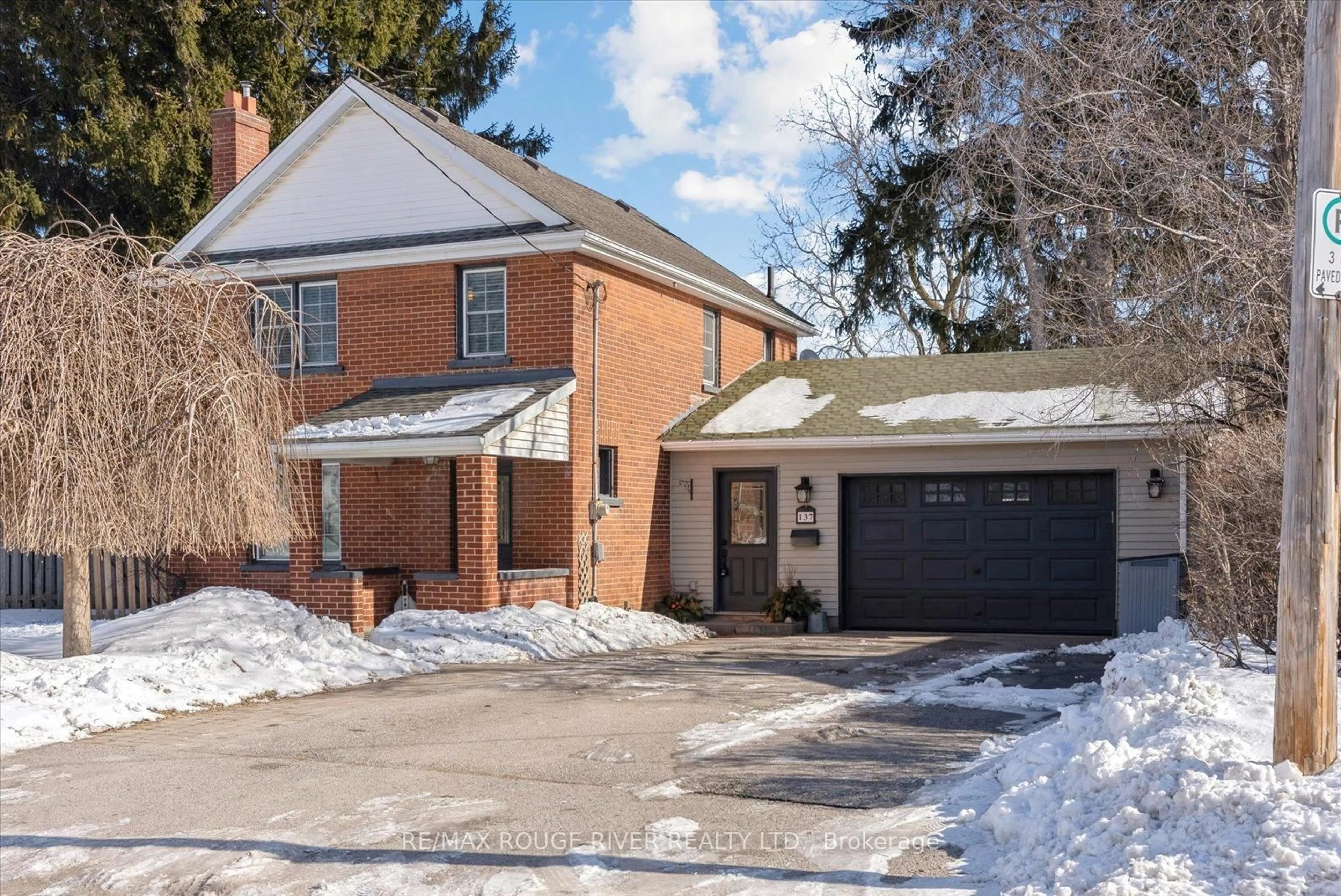 Home with brick exterior material, street for 137 Elgin St, Clarington Ontario L1C 3E8