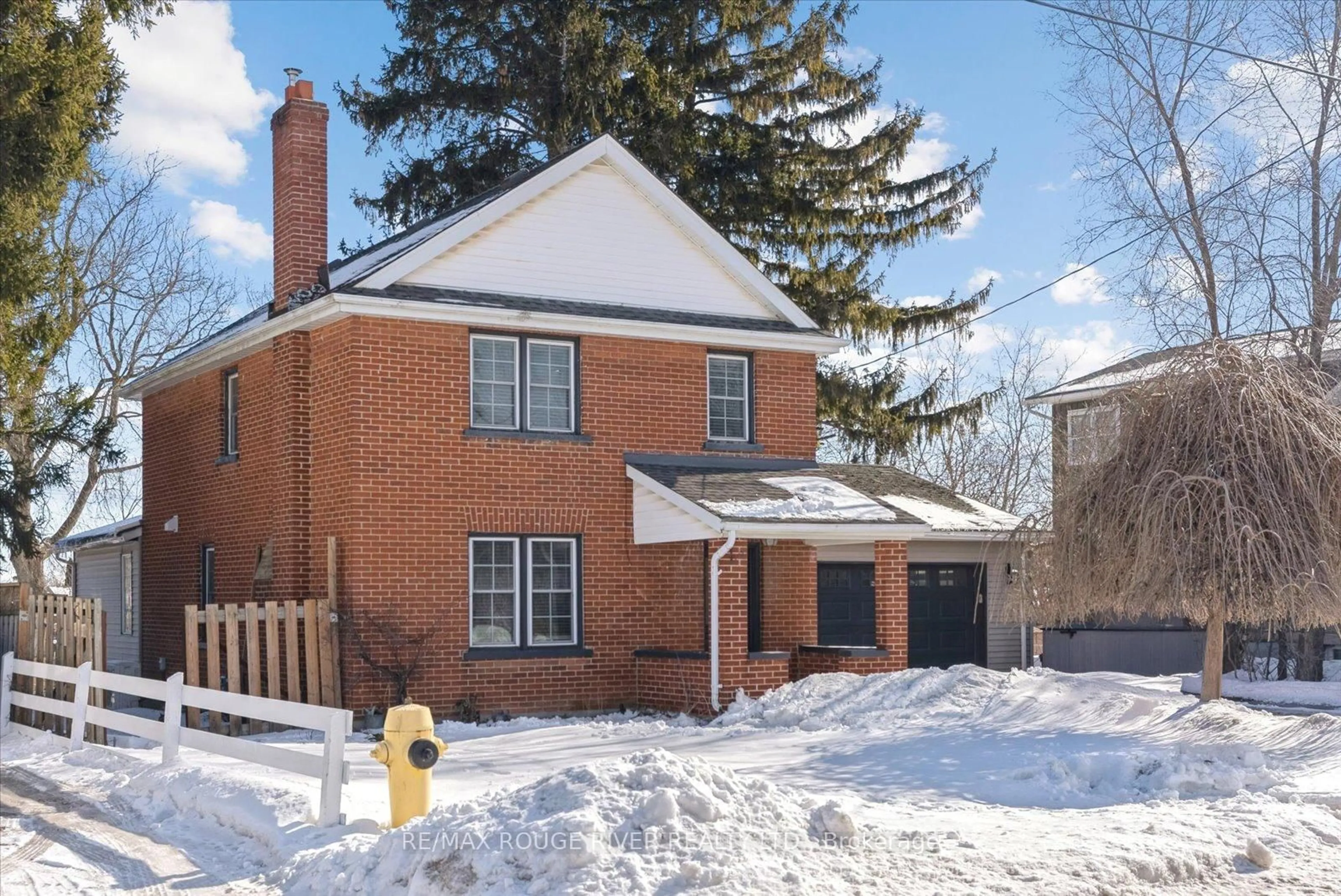 Home with brick exterior material, street for 137 Elgin St, Clarington Ontario L1C 3E8