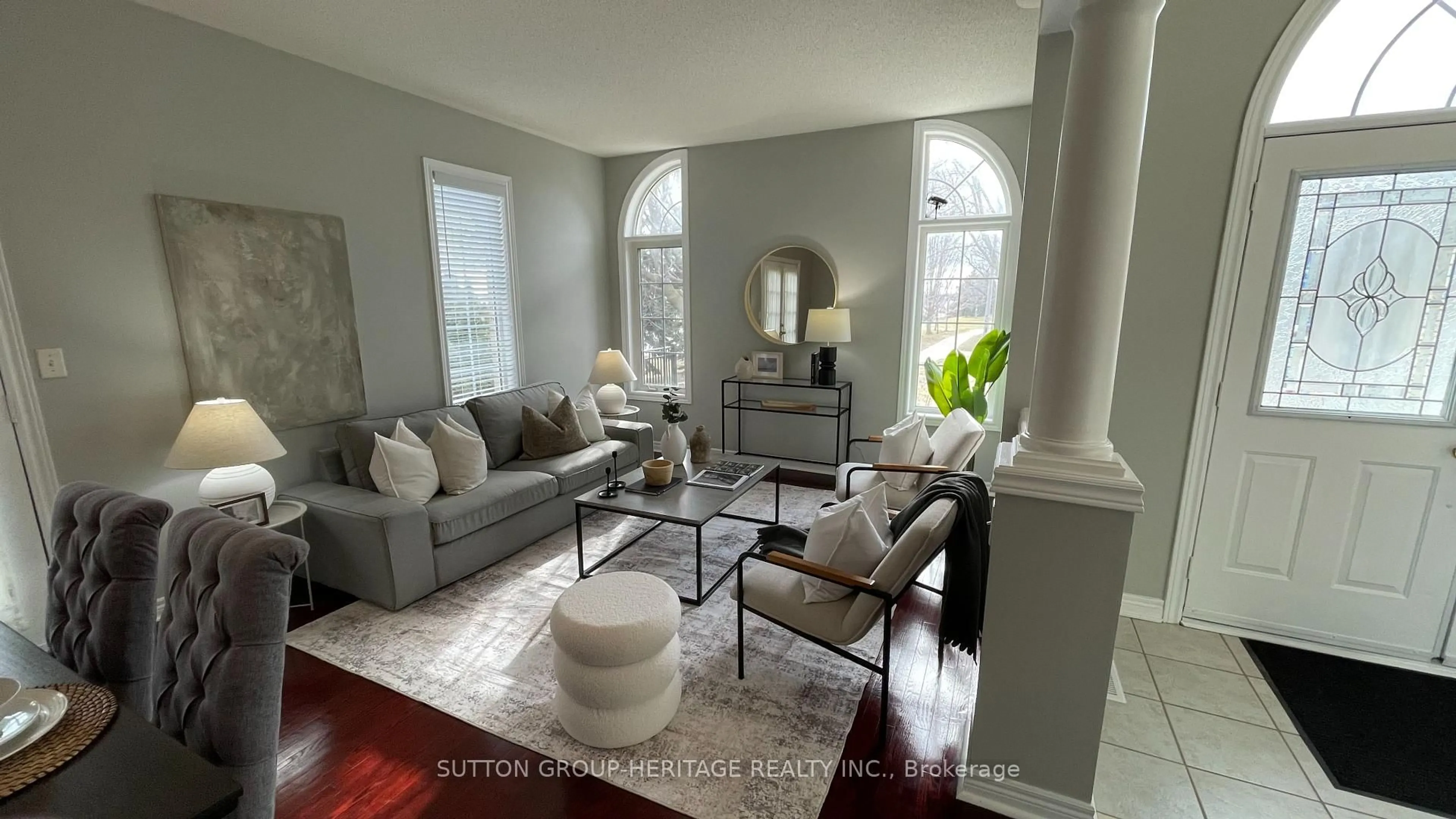 Living room with furniture, unknown for 57 Kimberly Dr, Whitby Ontario L1M 1K5