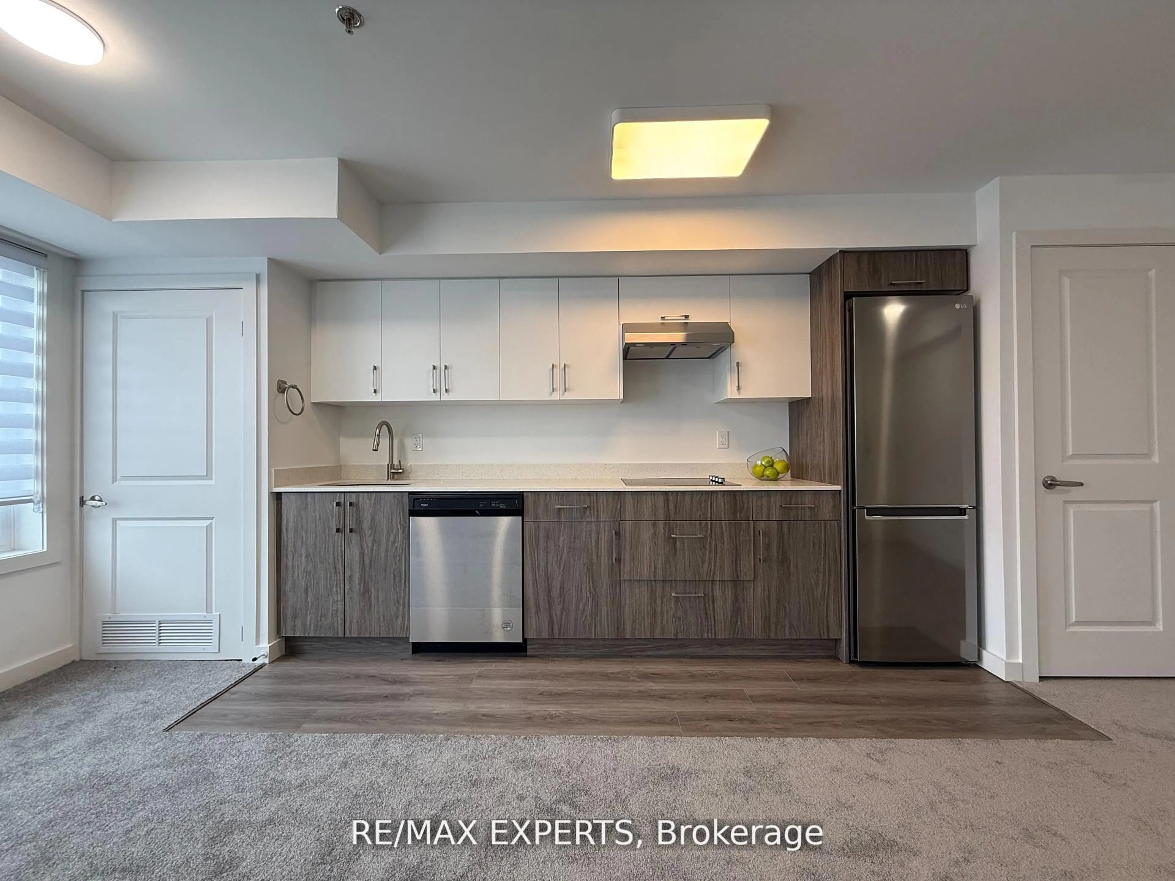 Open concept kitchen, unknown for 45 Connaught Ave #104, Toronto Ontario M4L 2V8