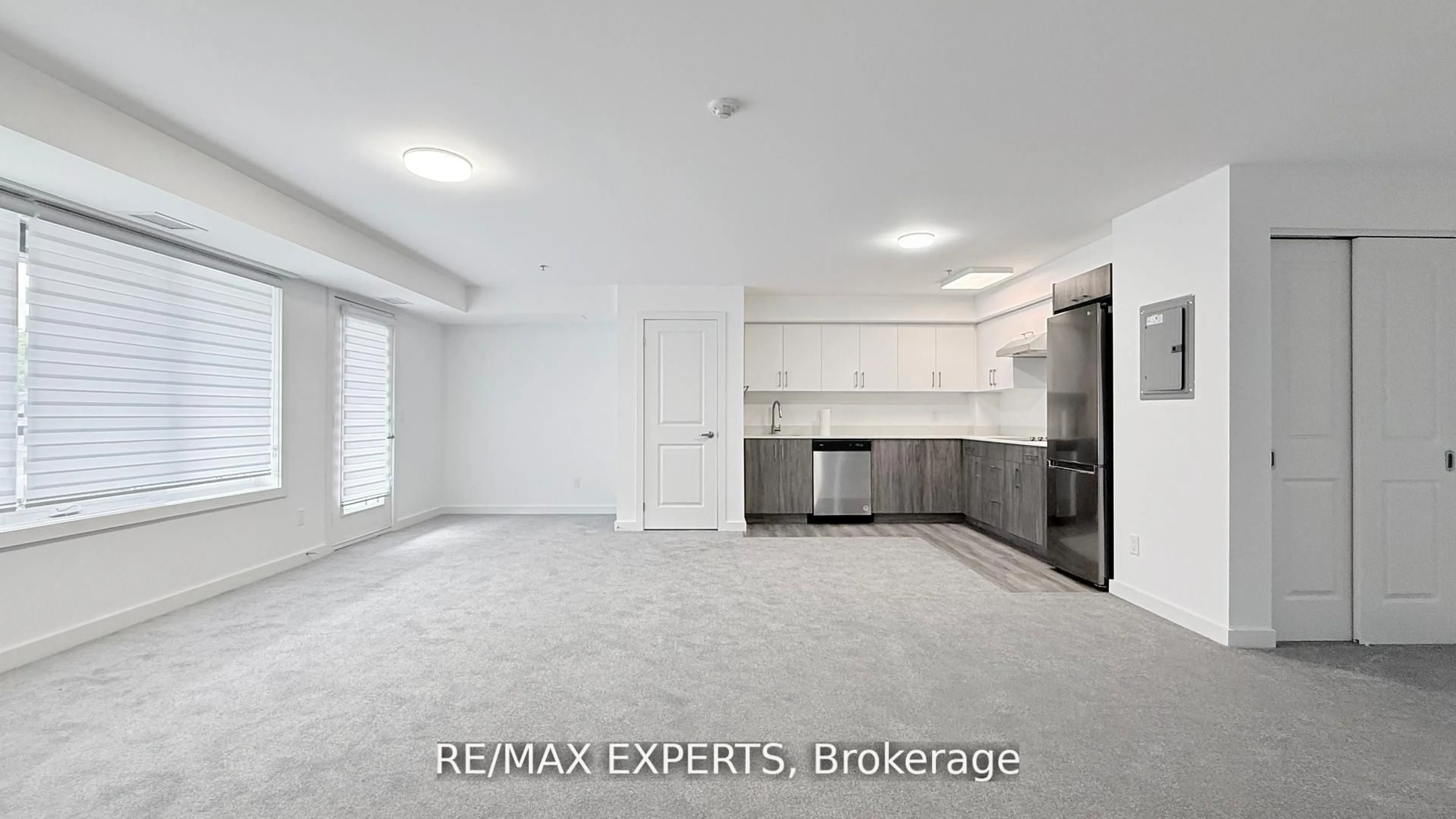 Unknown for 45 Connaught Ave #302, Toronto Ontario M4L 2V8